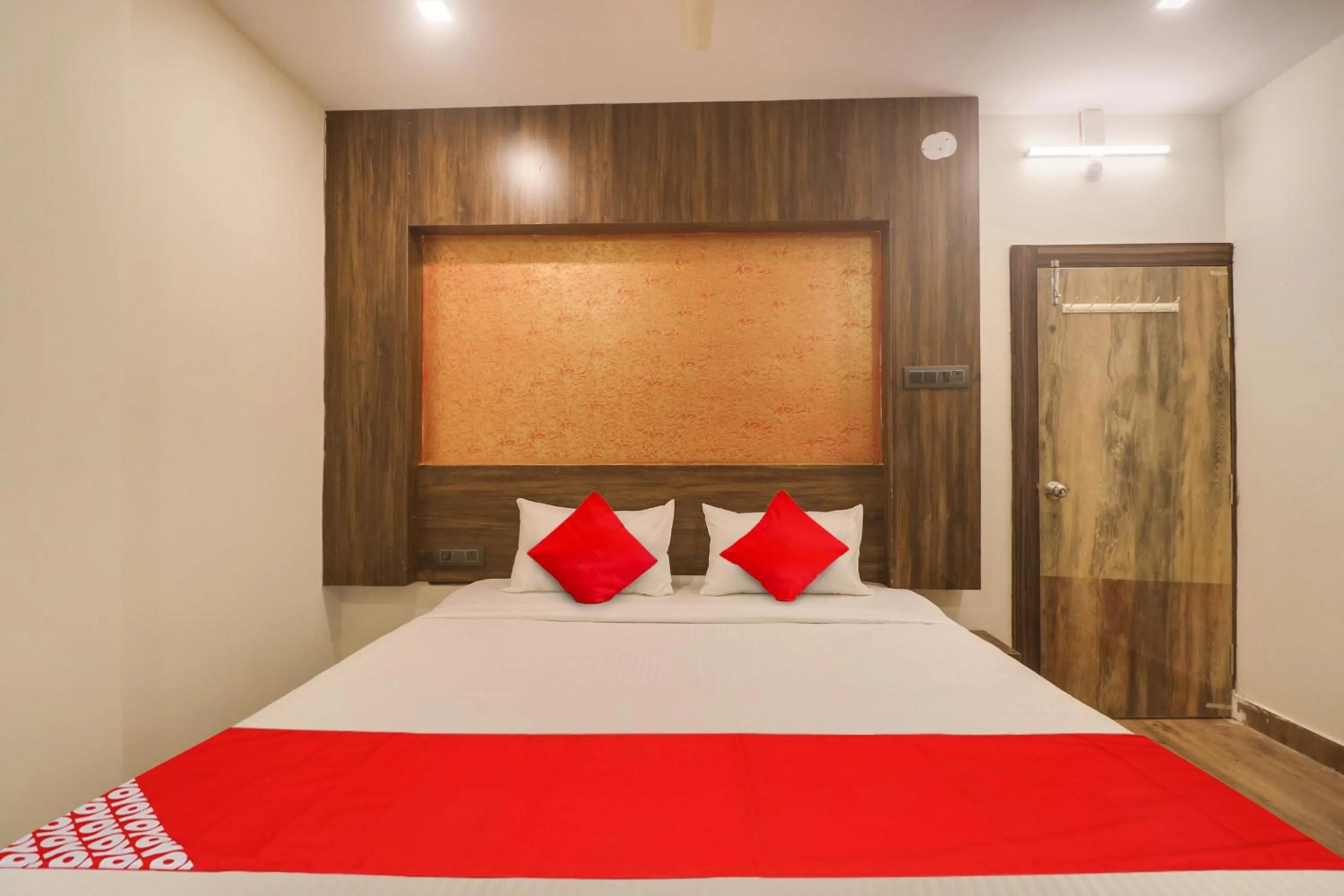 Bedroom in Hotel O R Square Grand