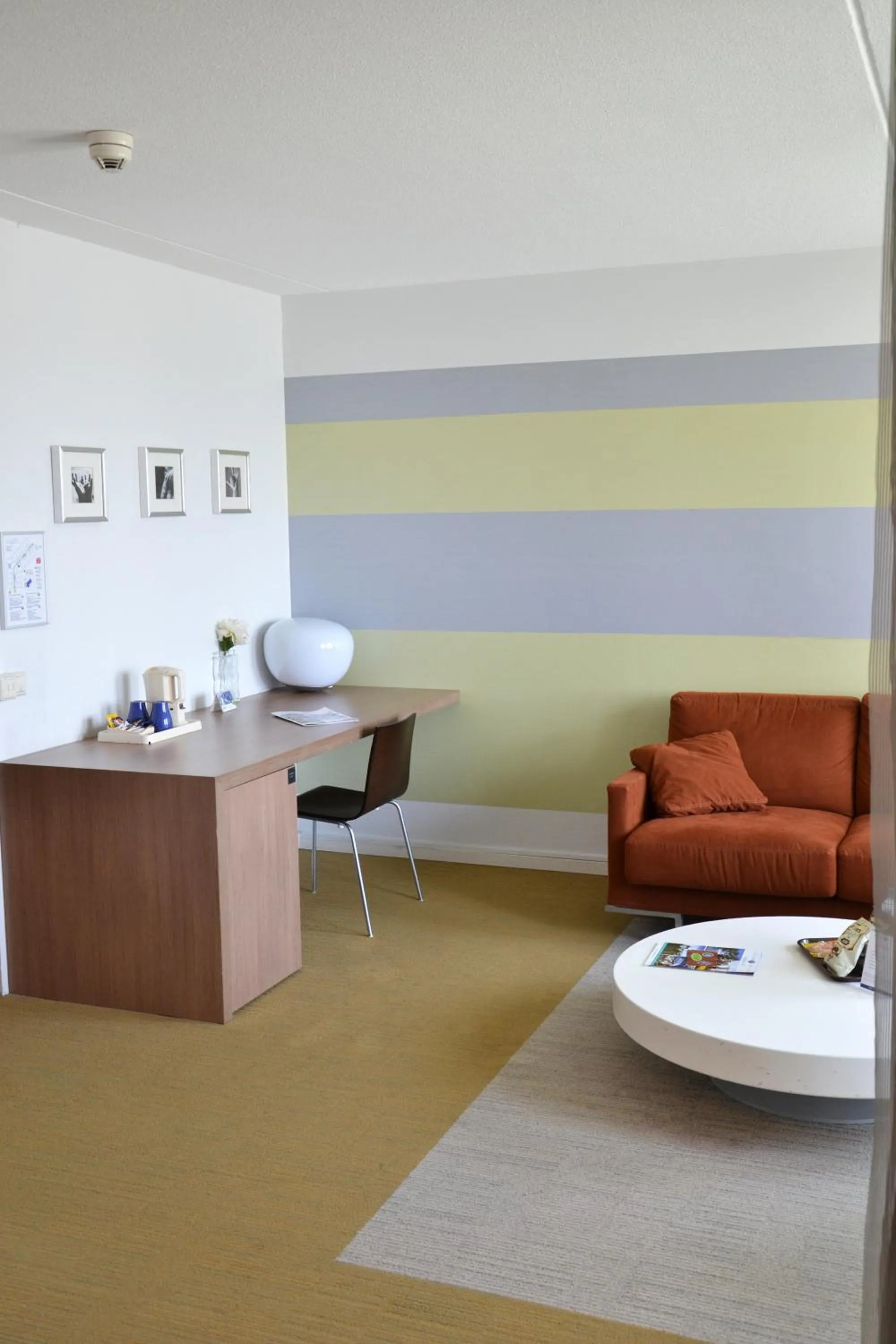 Photo of the whole room in Fletcher Hotel Restaurant Carlton