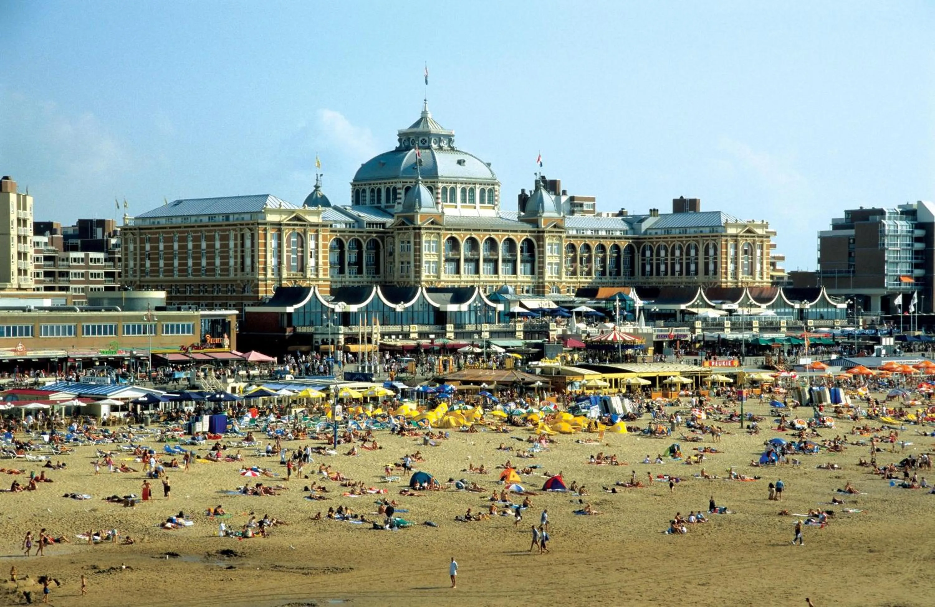 Area and facilities, Beach in Fletcher Hotel Restaurant Carlton