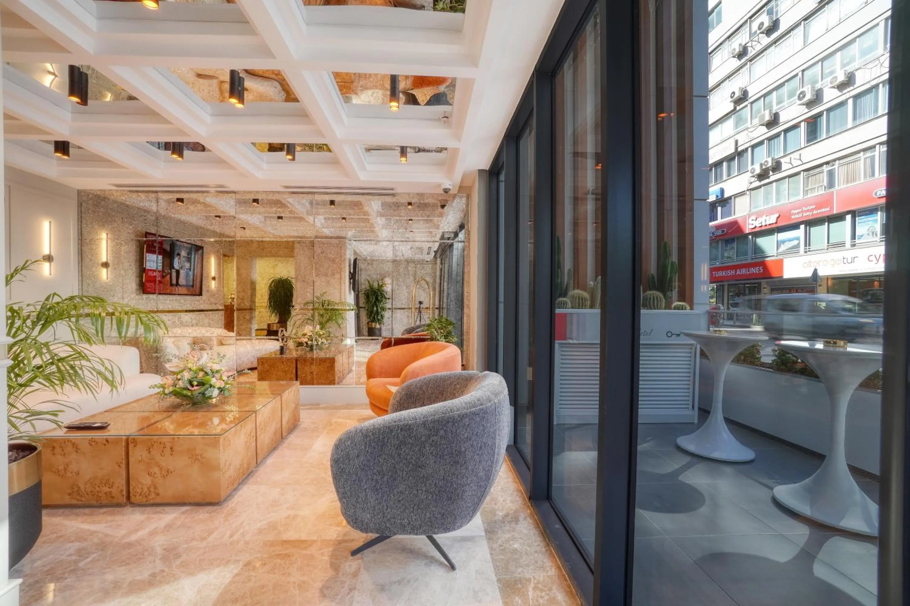 TV and multimedia in İbos Hotels Izmir