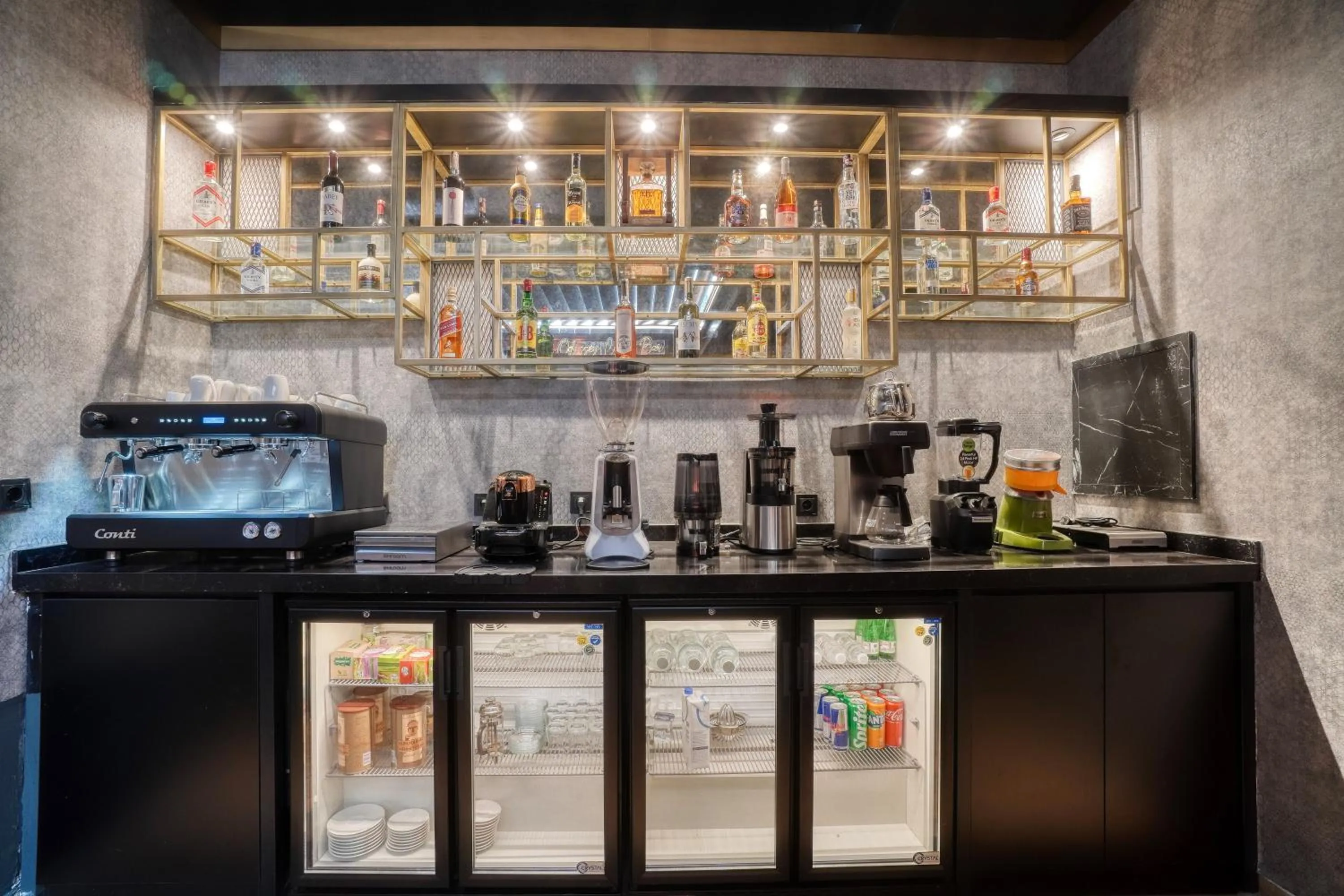 Coffee/tea facilities in İbos Hotels Izmir
