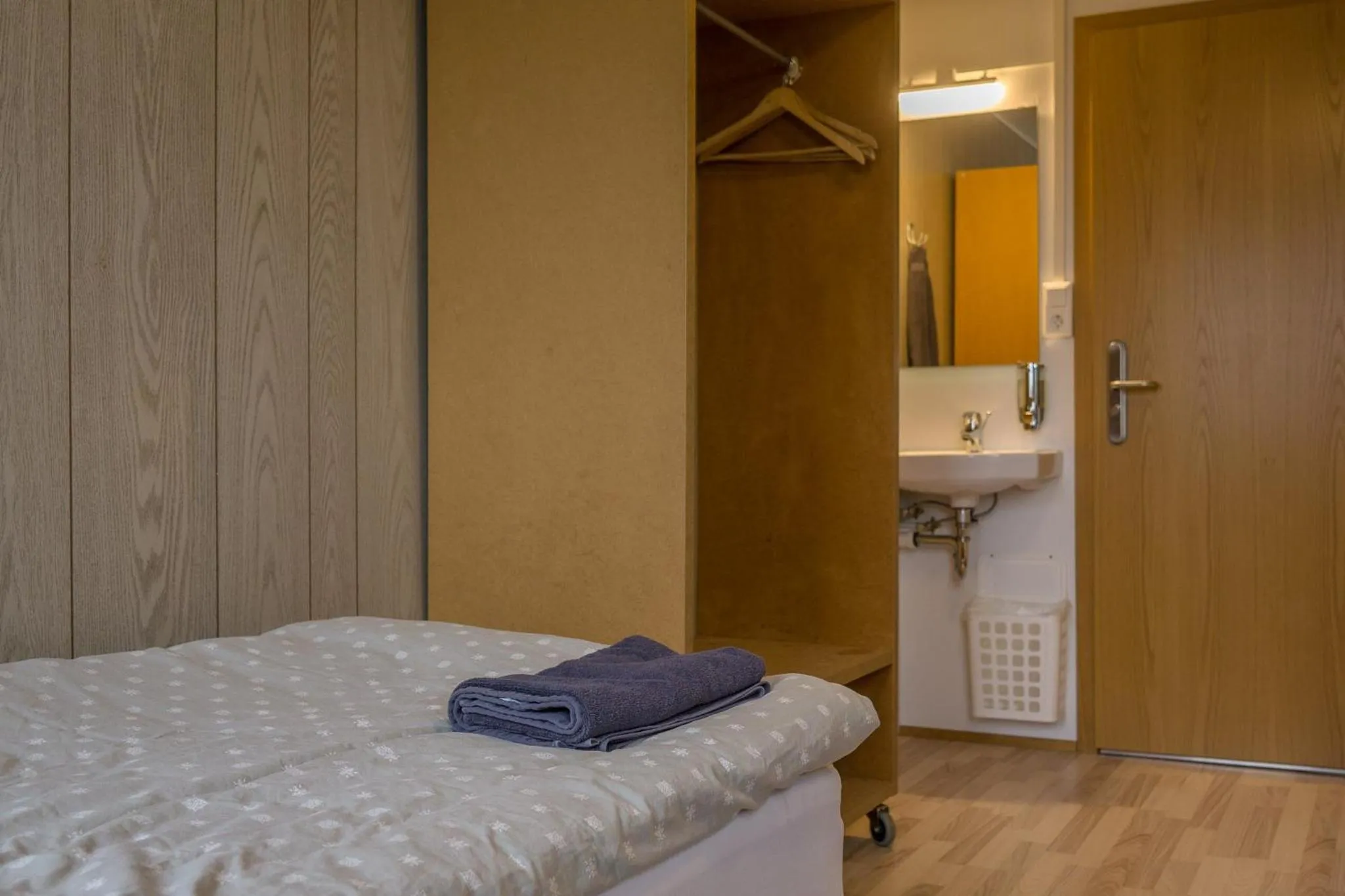 Family Room with Shared Facilities in Vogar Travel Service