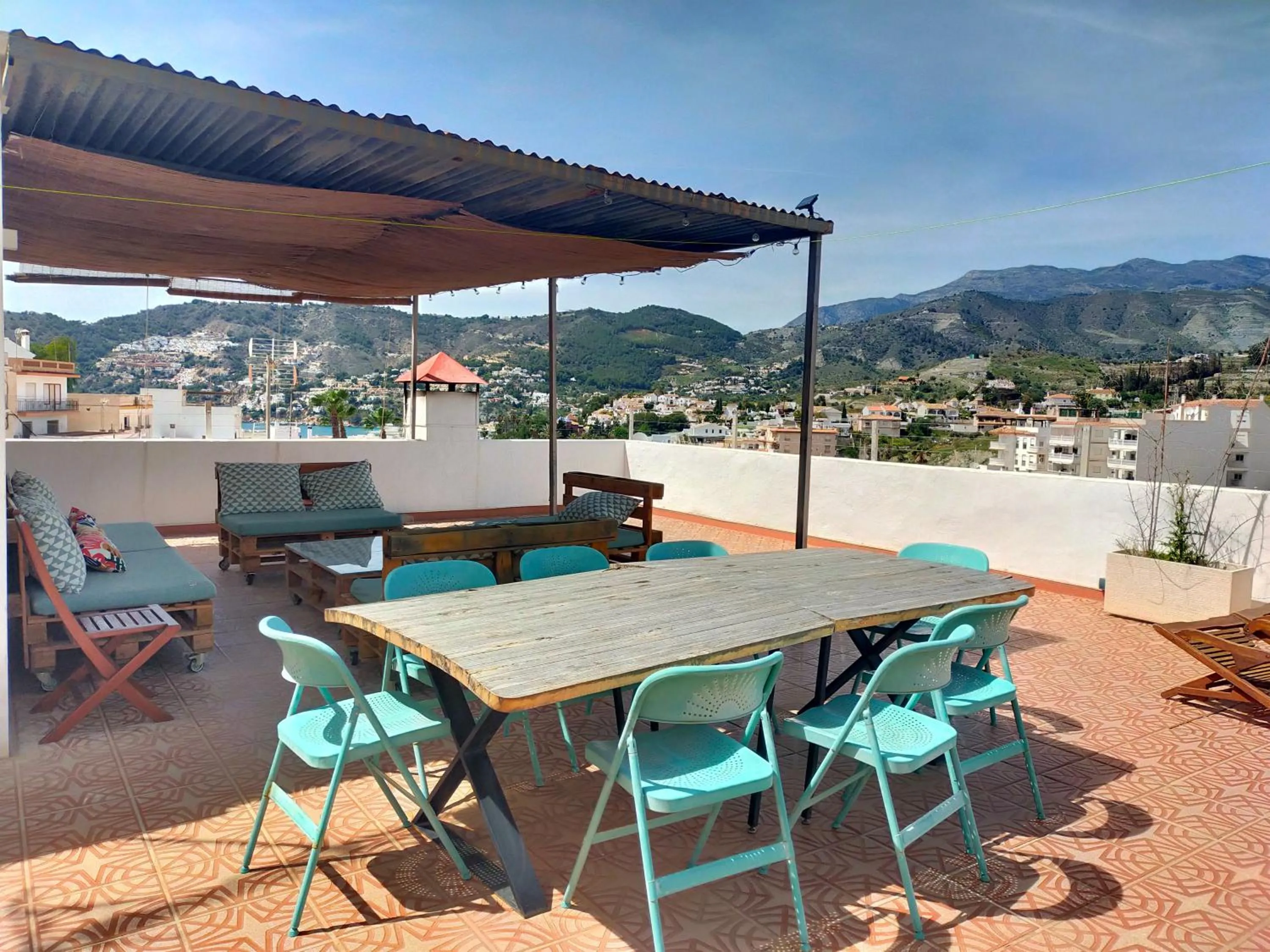 Amazing apartment & great terrace & 4bedrooms