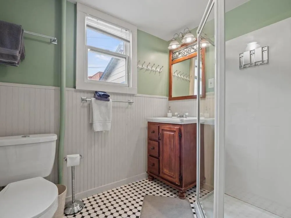 Cozy Condo In The Governor's Mansion Pets Okay
