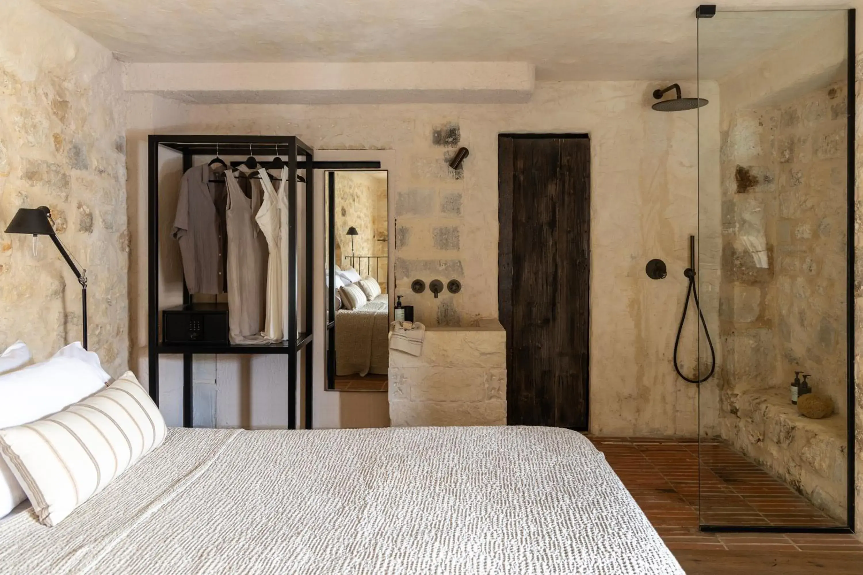 Shower, Bed in Amalen Suites Adults Only Shower, Bed in Amalen Suites Adults Only