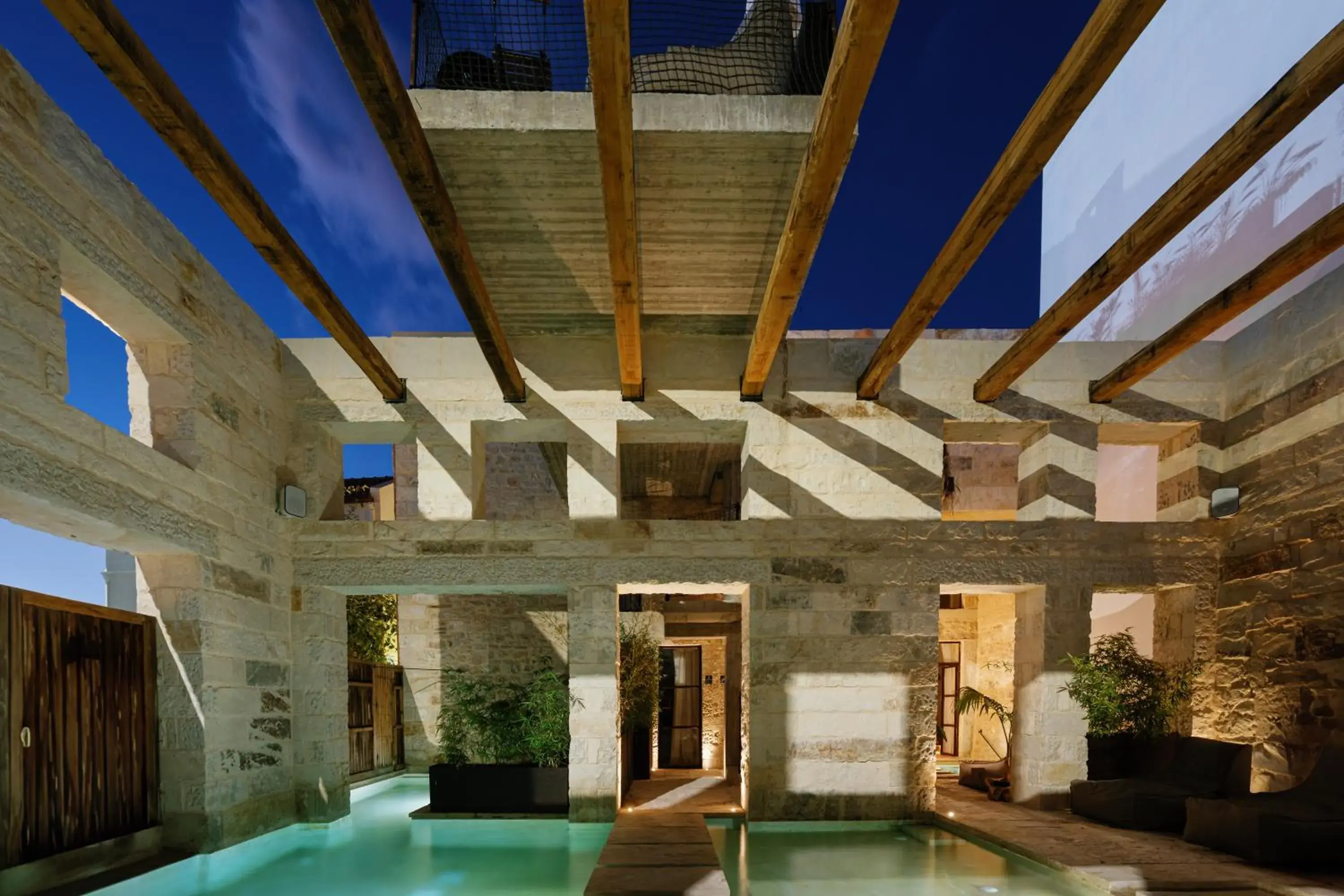 Property building in Amalen Suites Adults Only Property building in Amalen Suites Adults Only