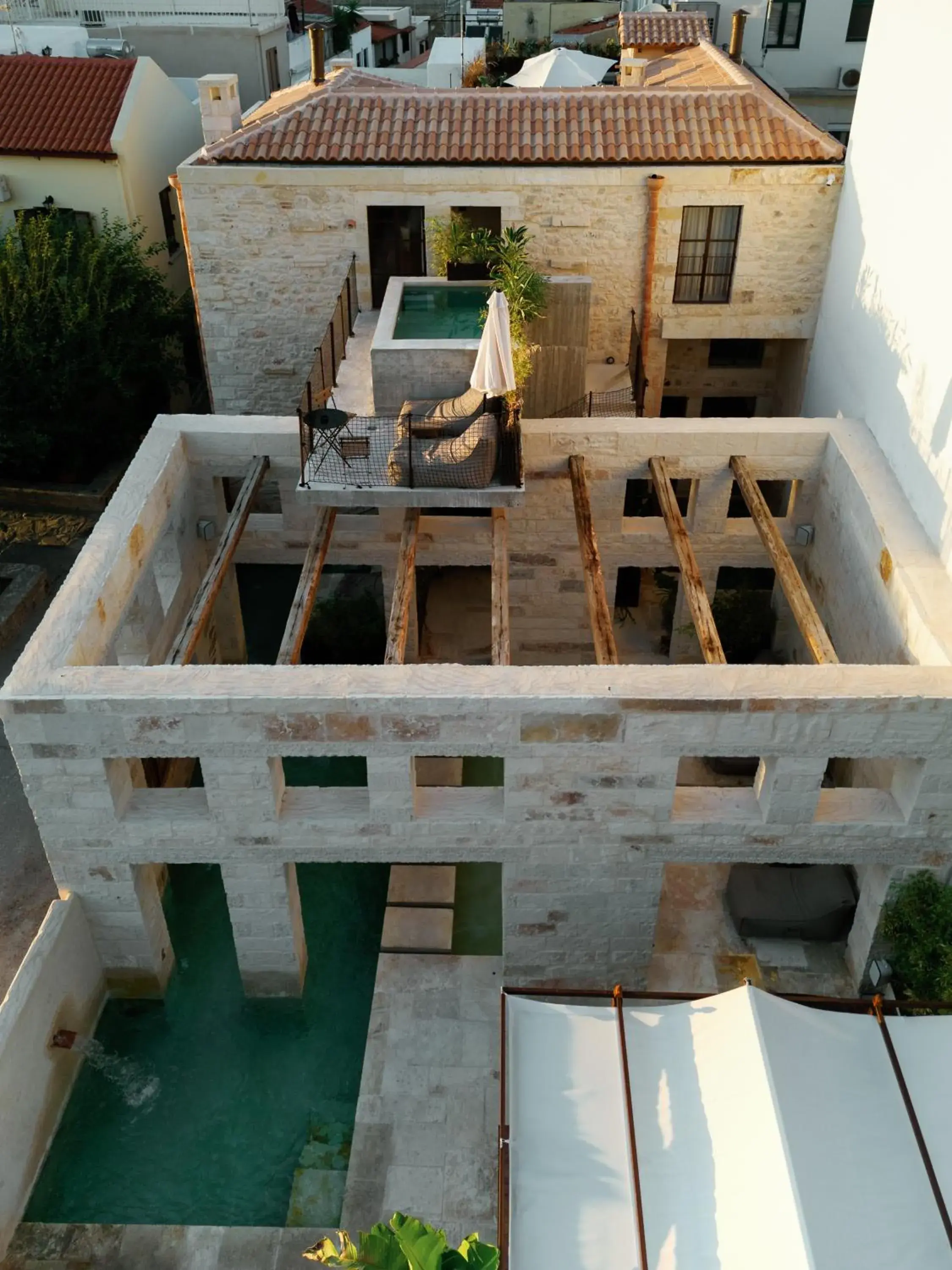 Property building in Amalen Suites Adults Only Property building in Amalen Suites Adults Only