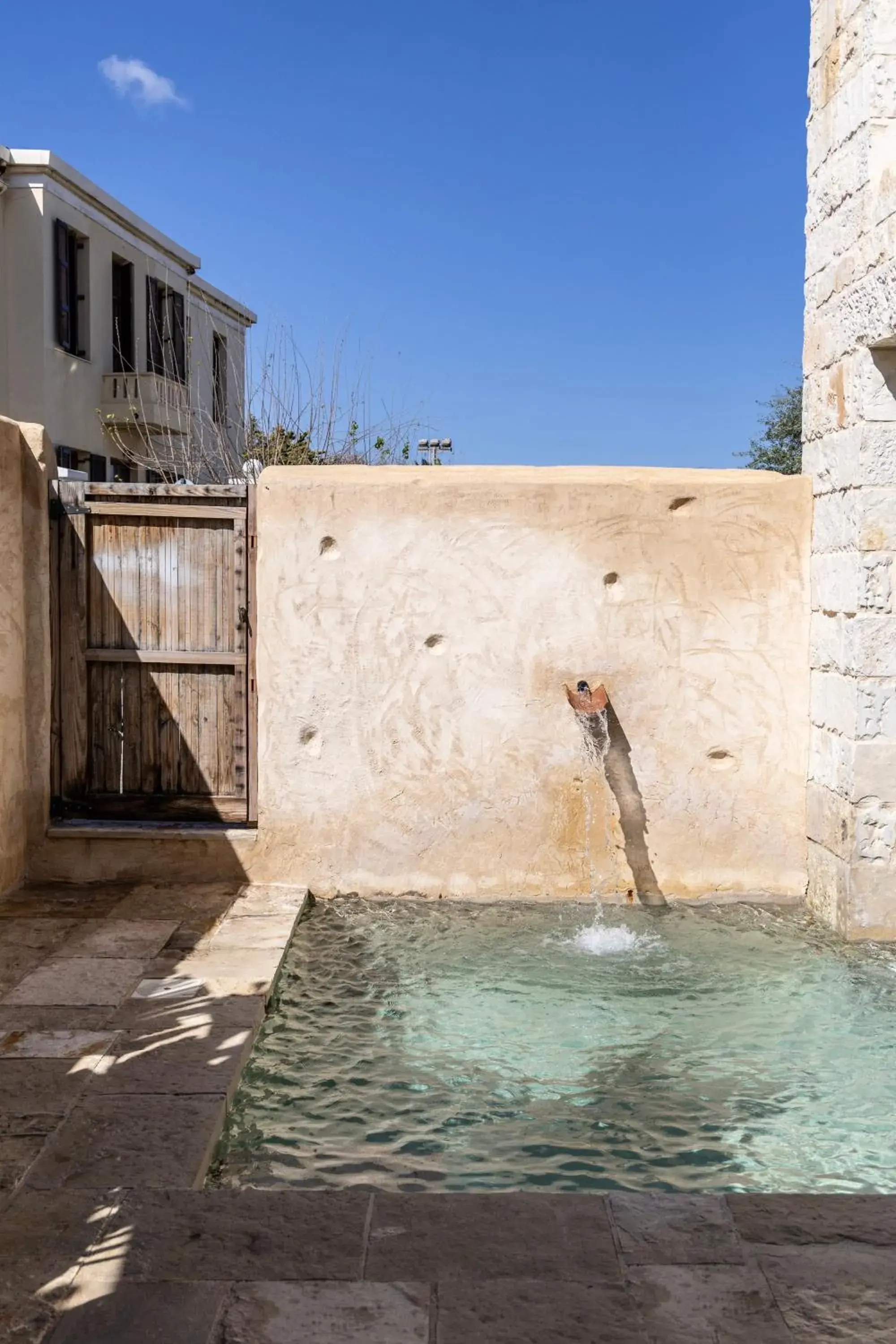 Property building in Amalen Suites Adults Only Property building in Amalen Suites Adults Only