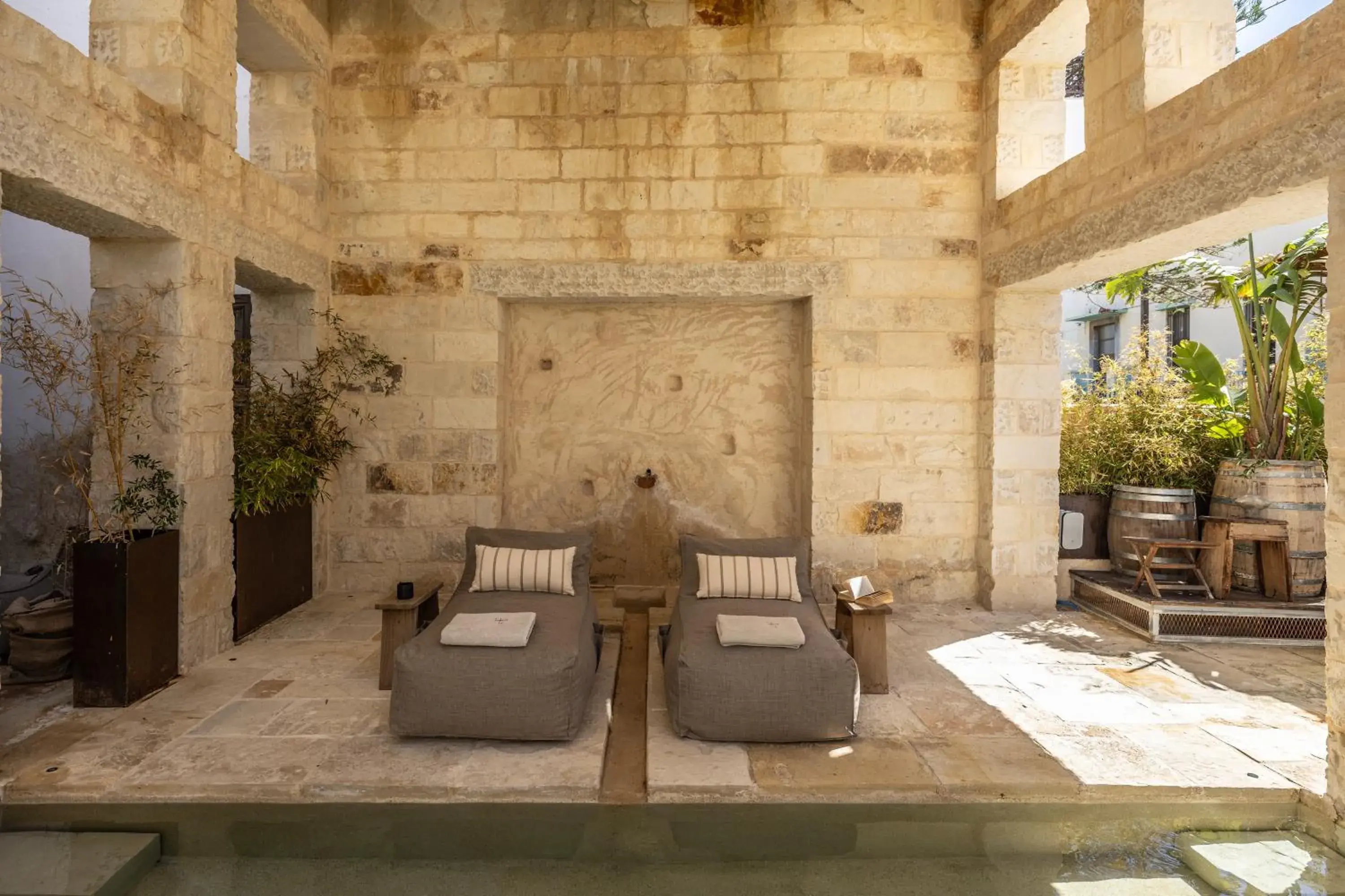 Property building in Amalen Suites Adults Only Property building in Amalen Suites Adults Only