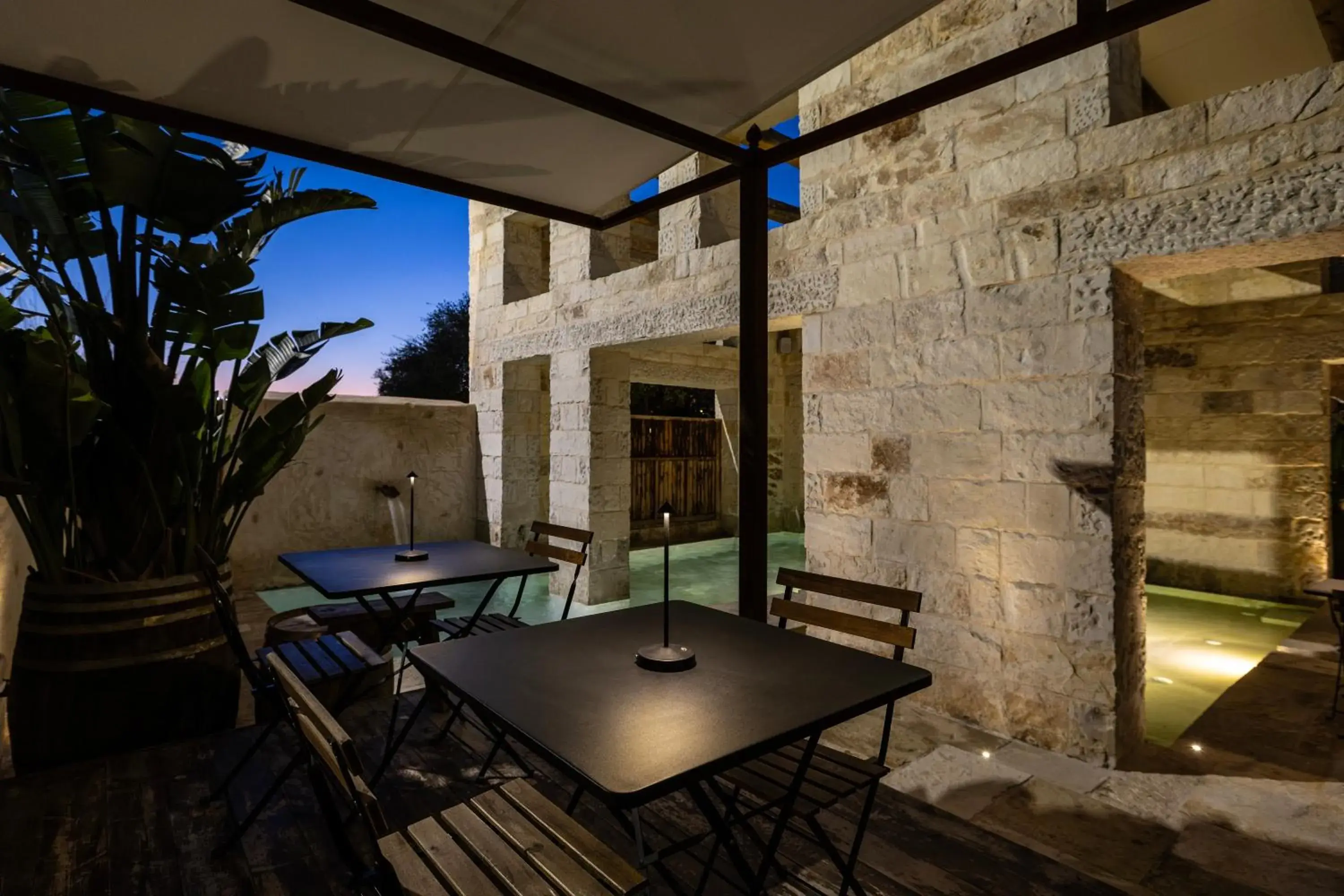 Property building in Amalen Suites Adults Only Property building in Amalen Suites Adults Only