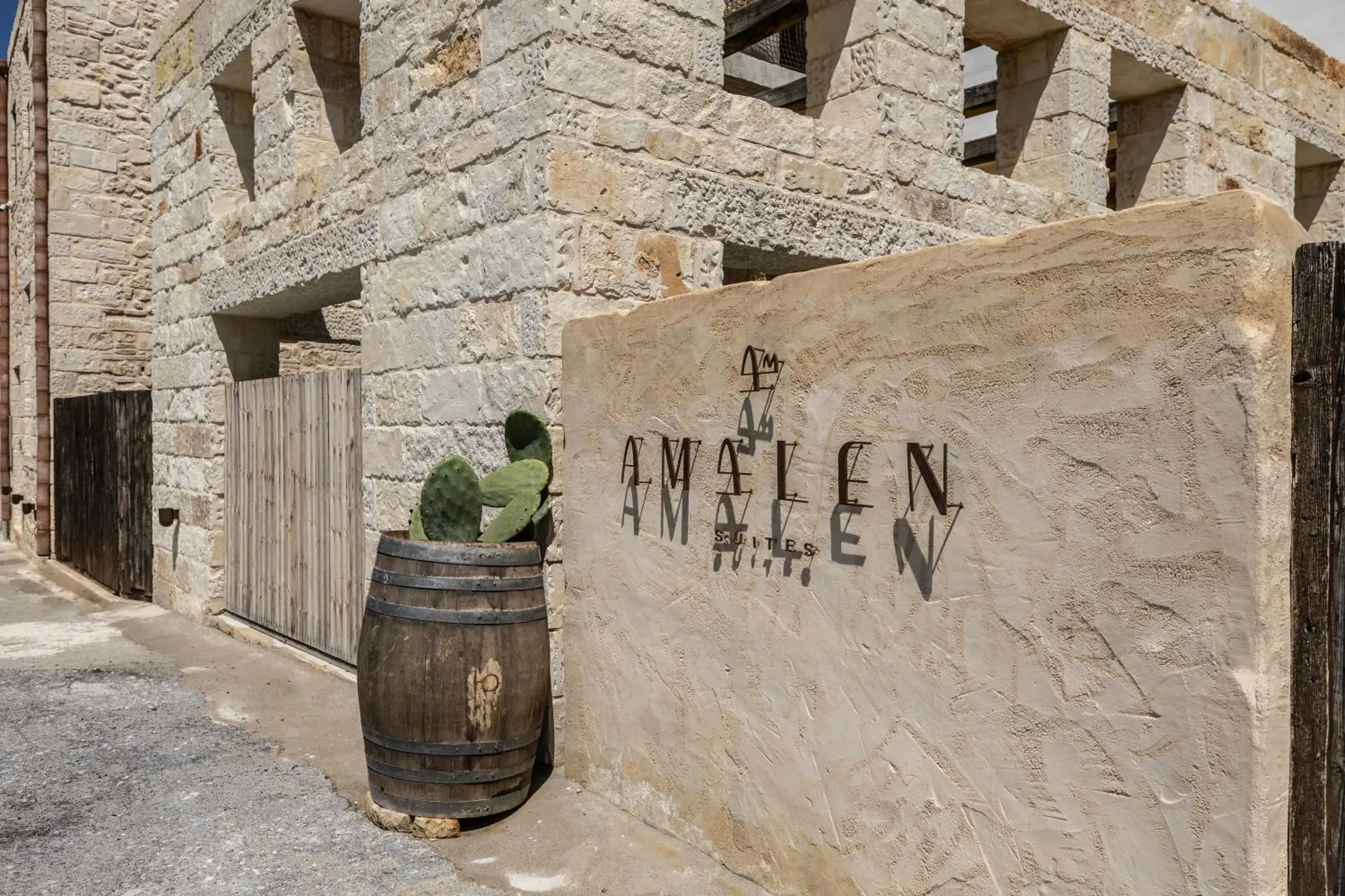 Property building in Amalen Suites Adults Only Property building in Amalen Suites Adults Only