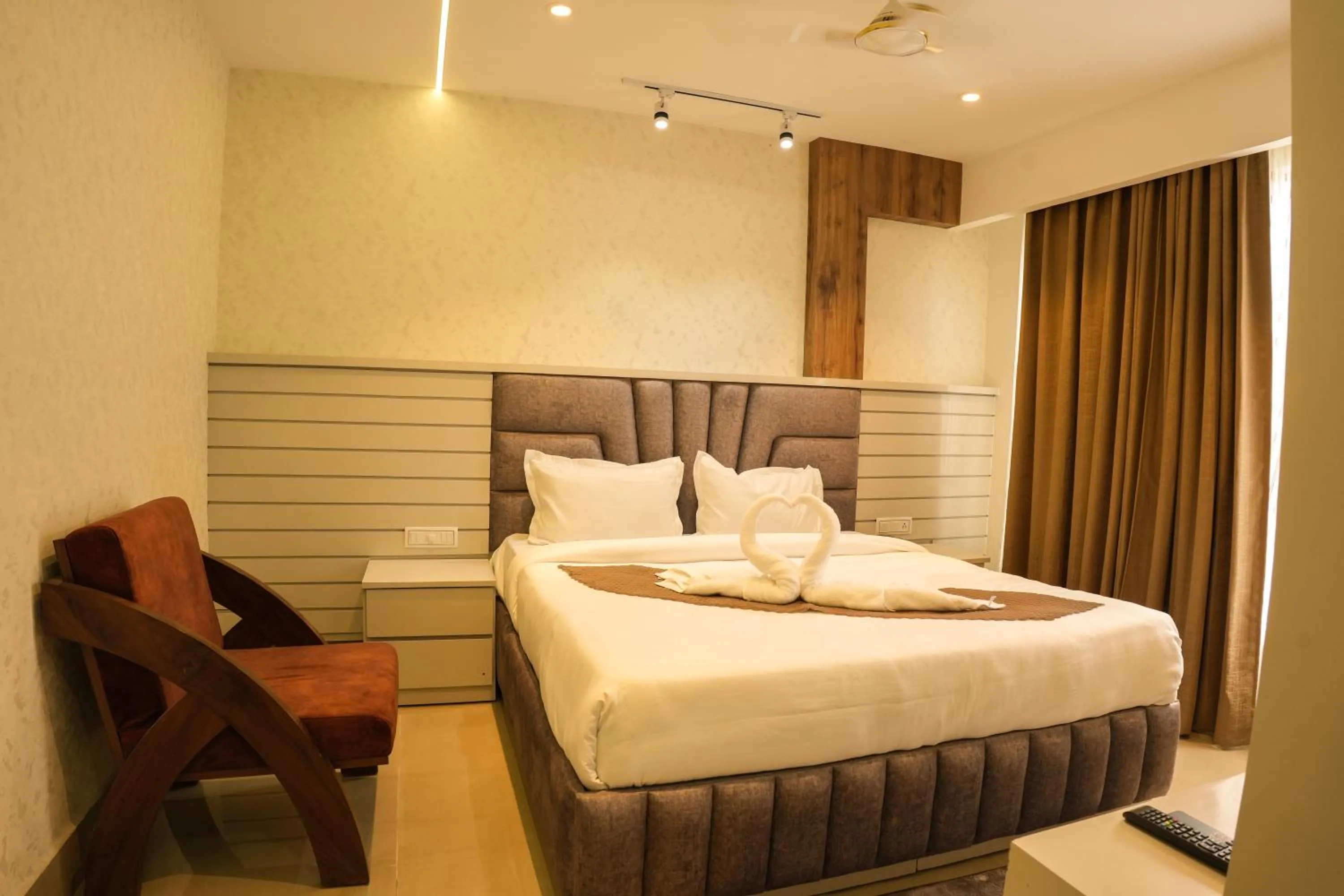 Bedroom, Bed in Hotel Lime Tree