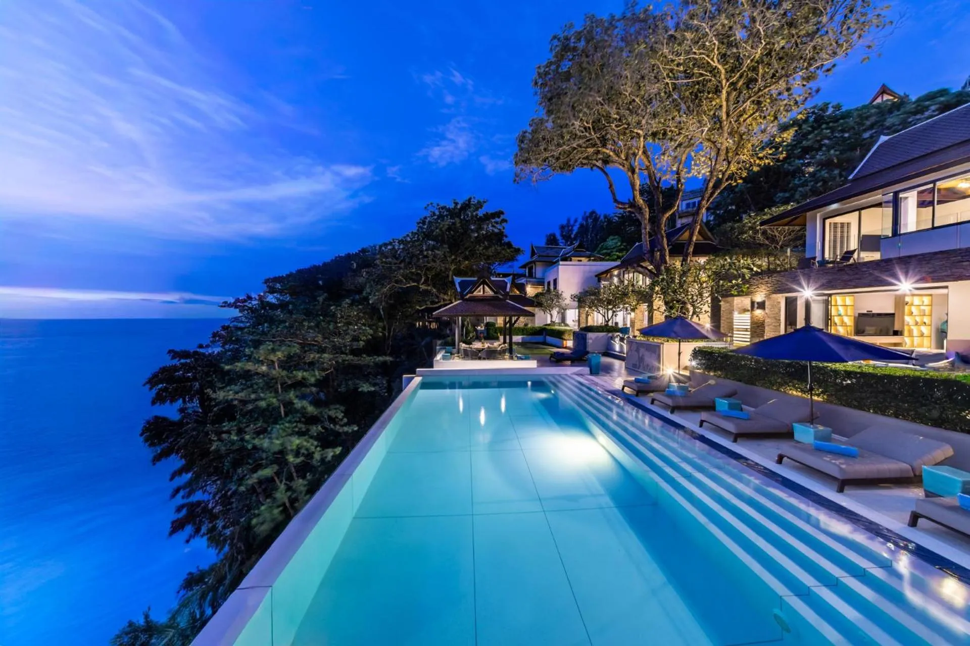 Property building in Villa La Prana