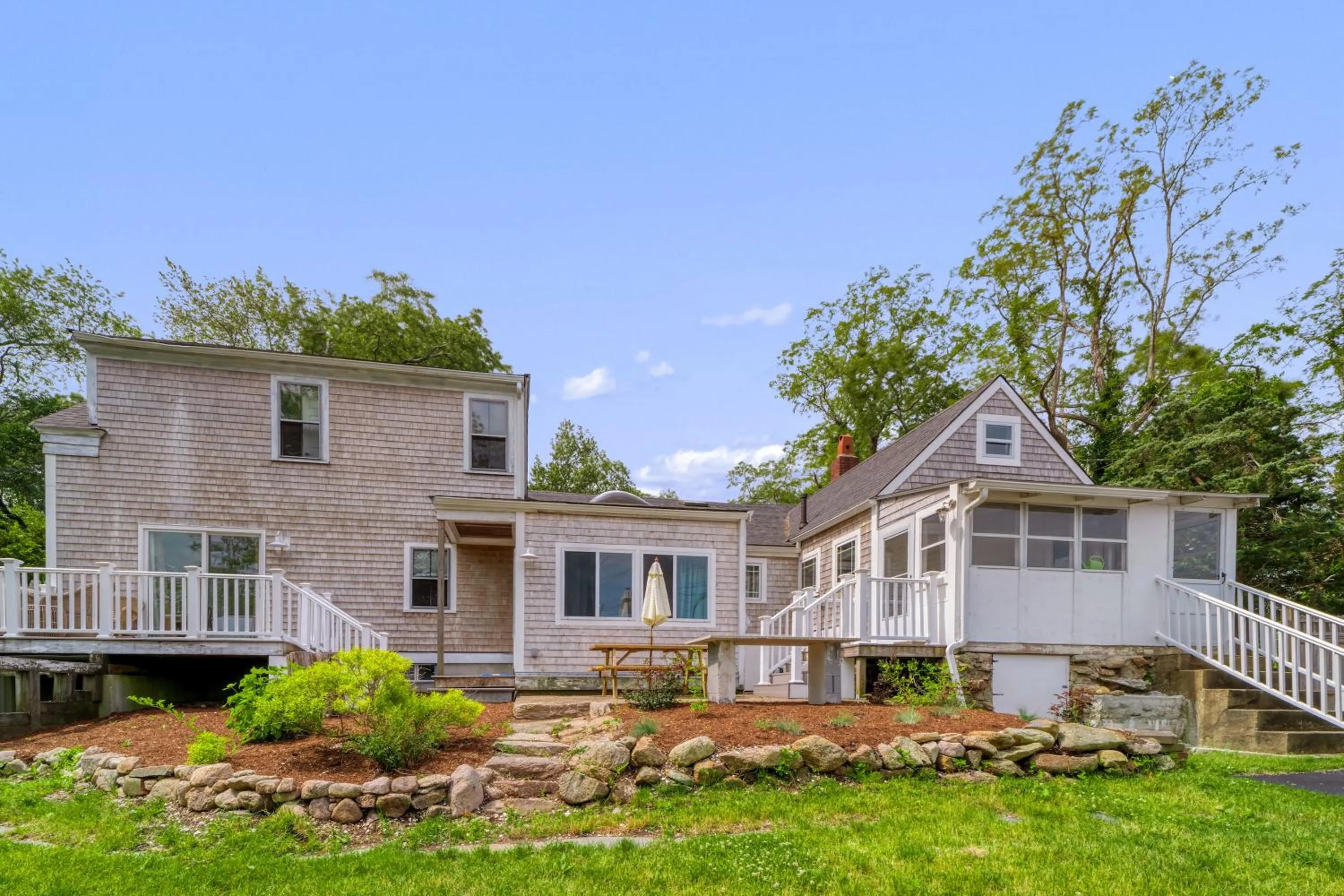 3 Bedroom Cape House by Leavetown Vacations