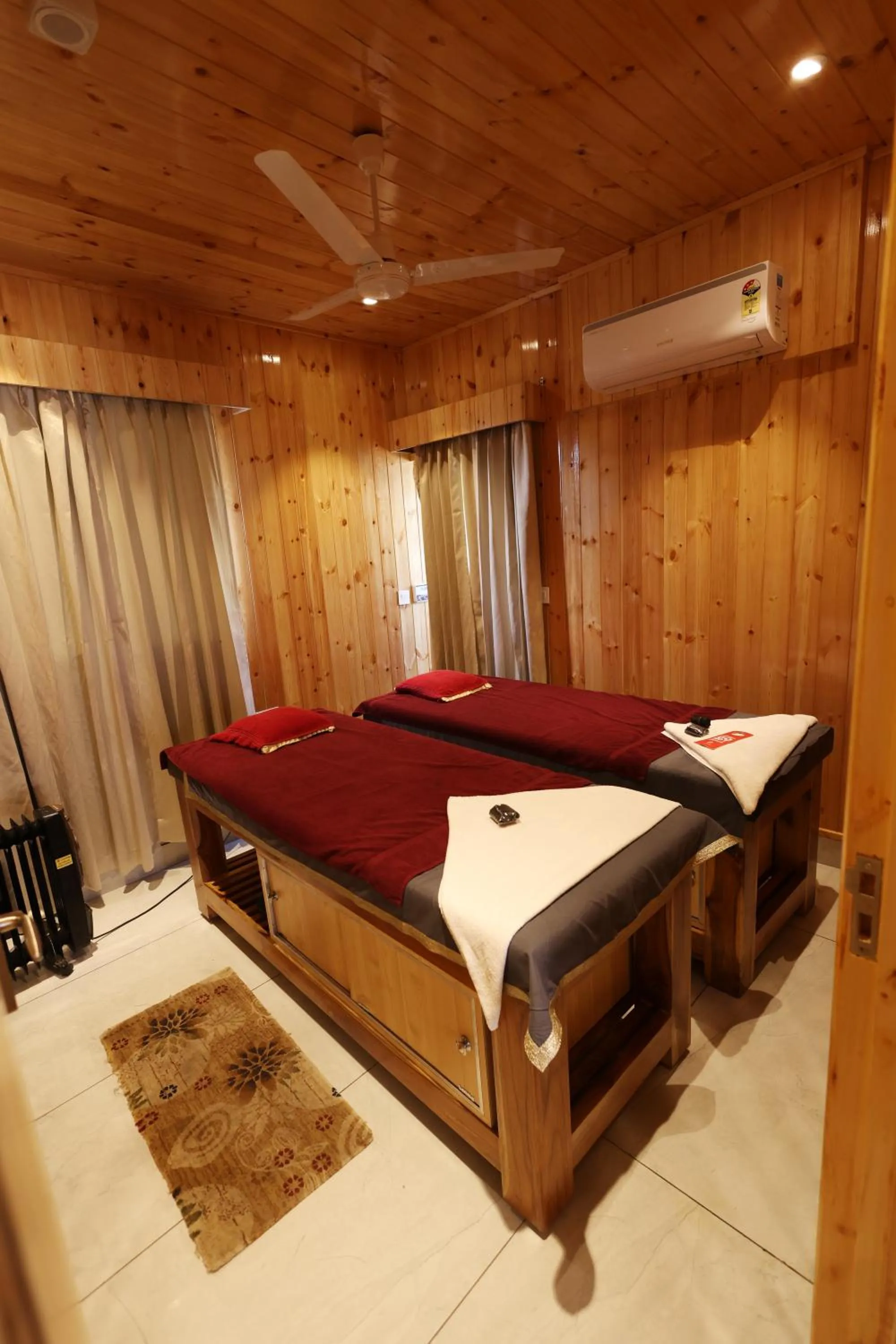 Spa and wellness centre/facilities, Bed in The Prominence Mussoorie Road Dehradun