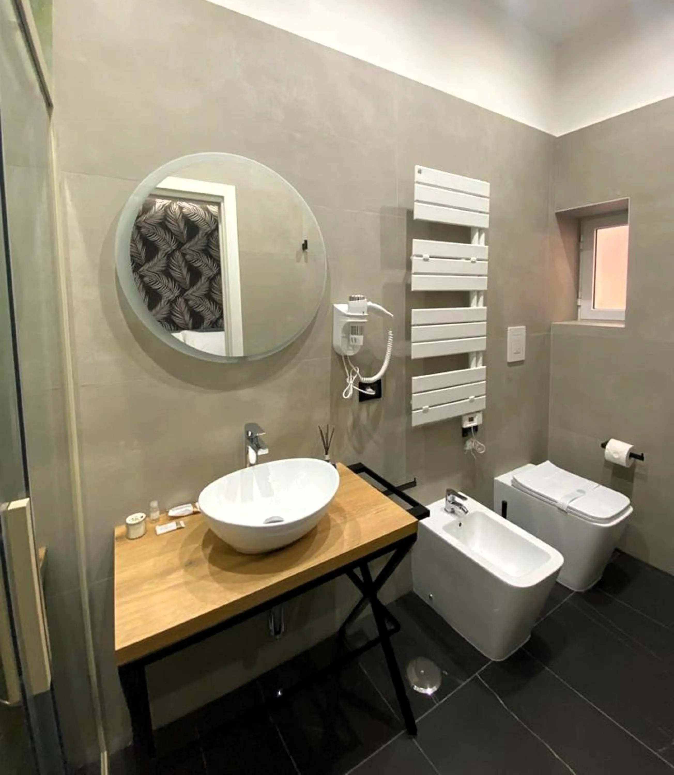 Toilet in Le Colonne B&b