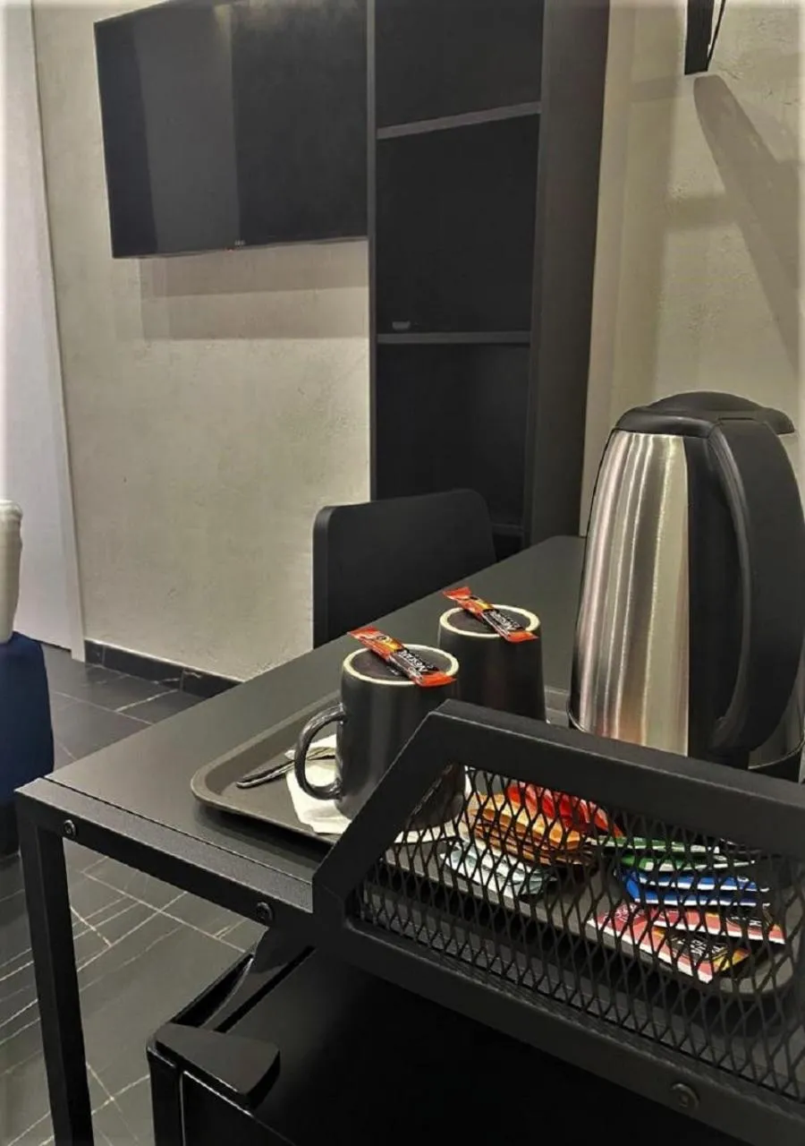 Coffee/tea facilities in Le Colonne B&b