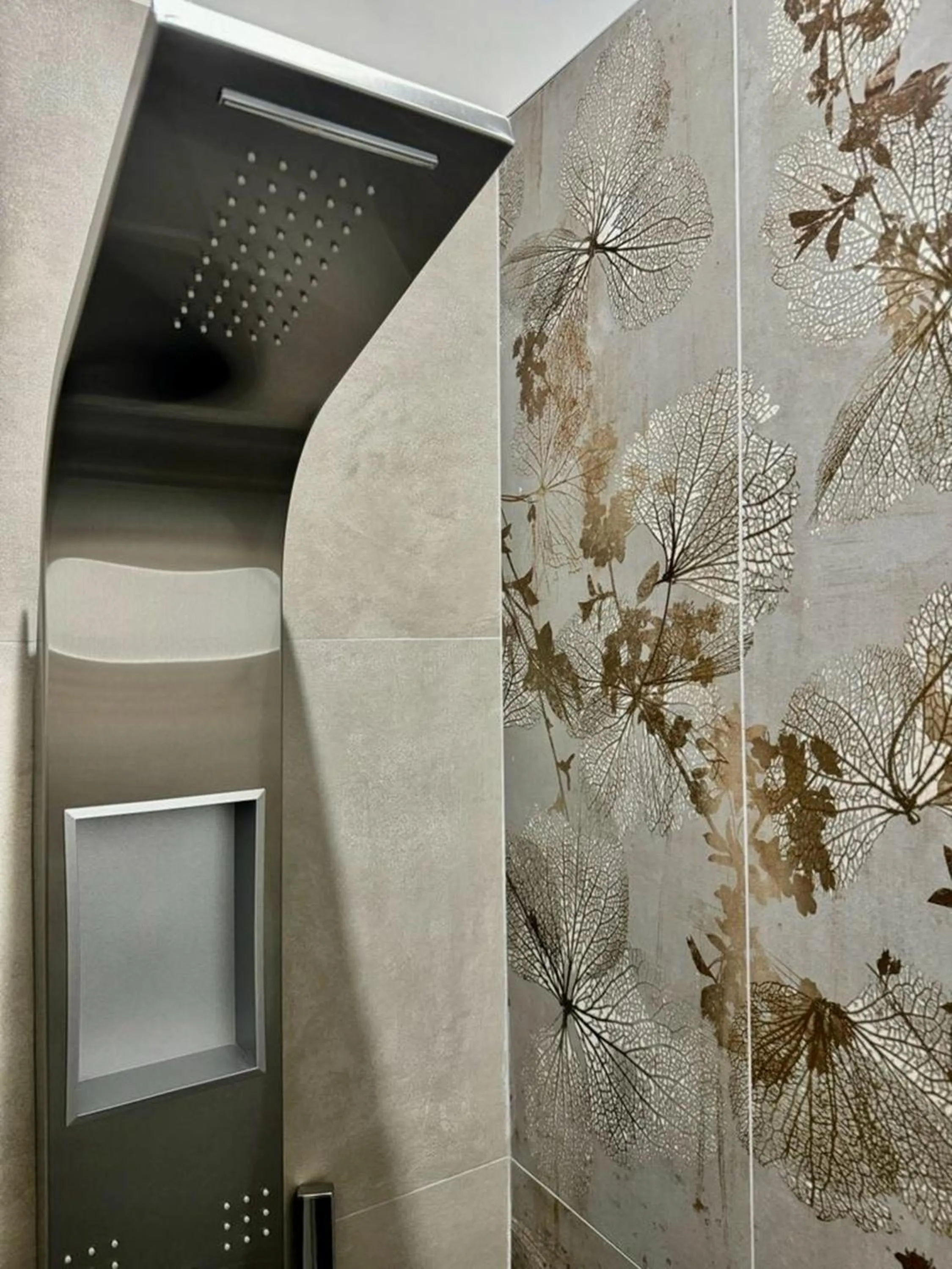 Shower in Le Colonne B&b