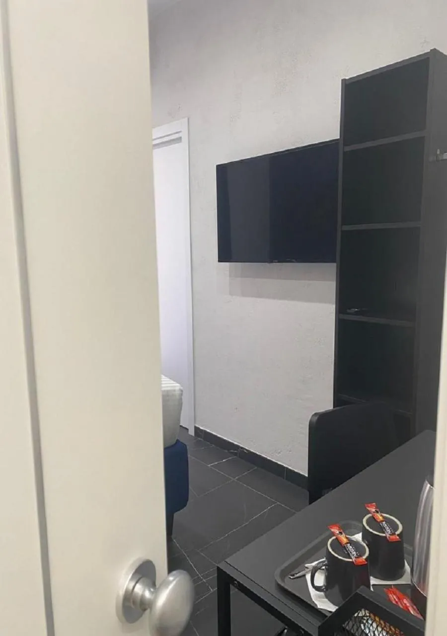 wardrobe in Le Colonne B&b