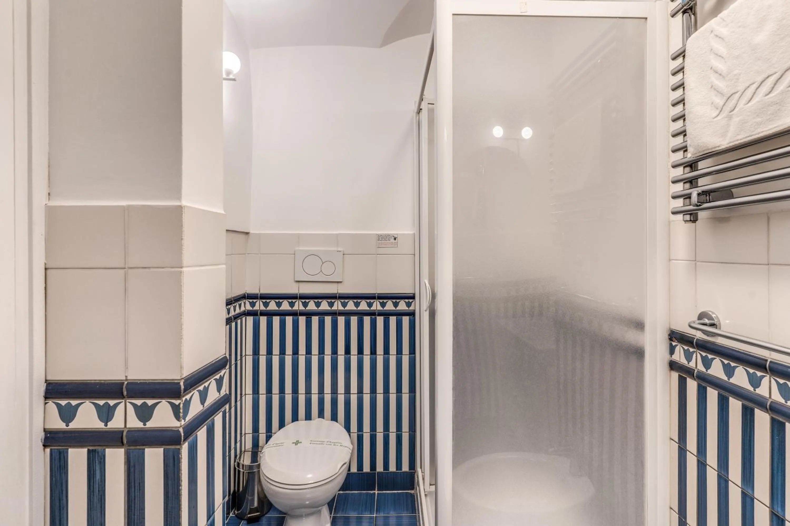Bathroom in Capocci Luxury Home