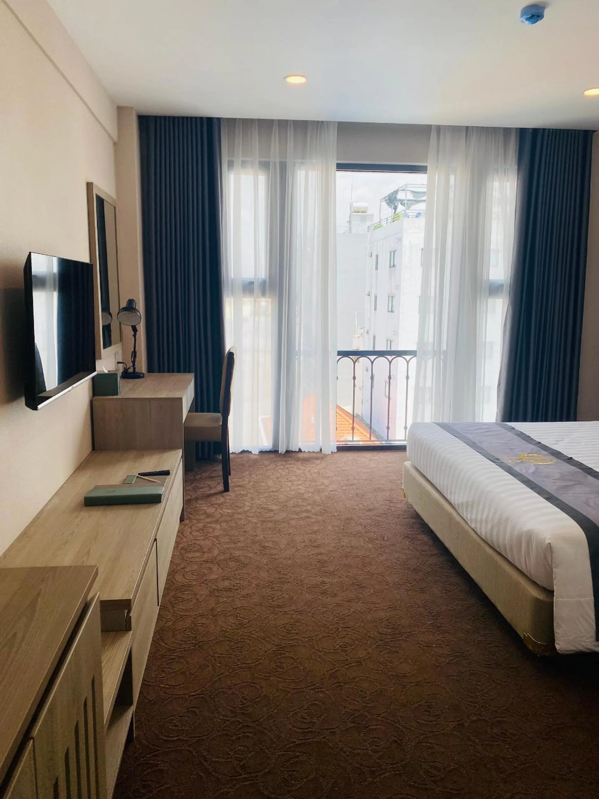 Photo of the whole room, Bed in Hera Luxury Hotel