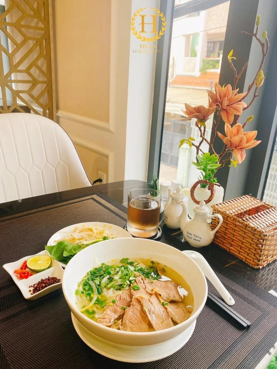 Food and drinks in Hera Luxury Hotel