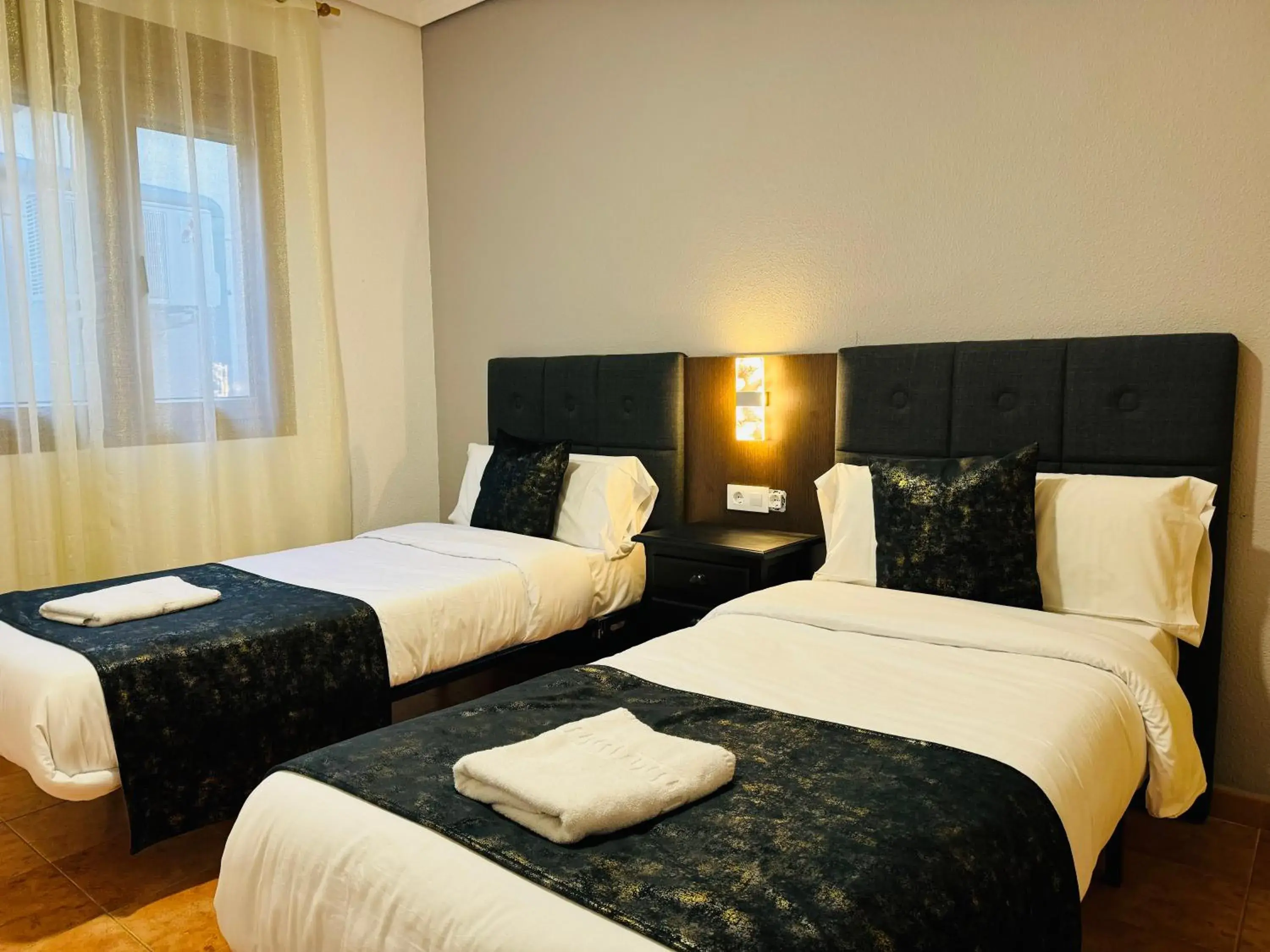 Twin Room in Ballestar Hotel Bar & Grill Twin Room in Ballestar Hotel Bar & Grill