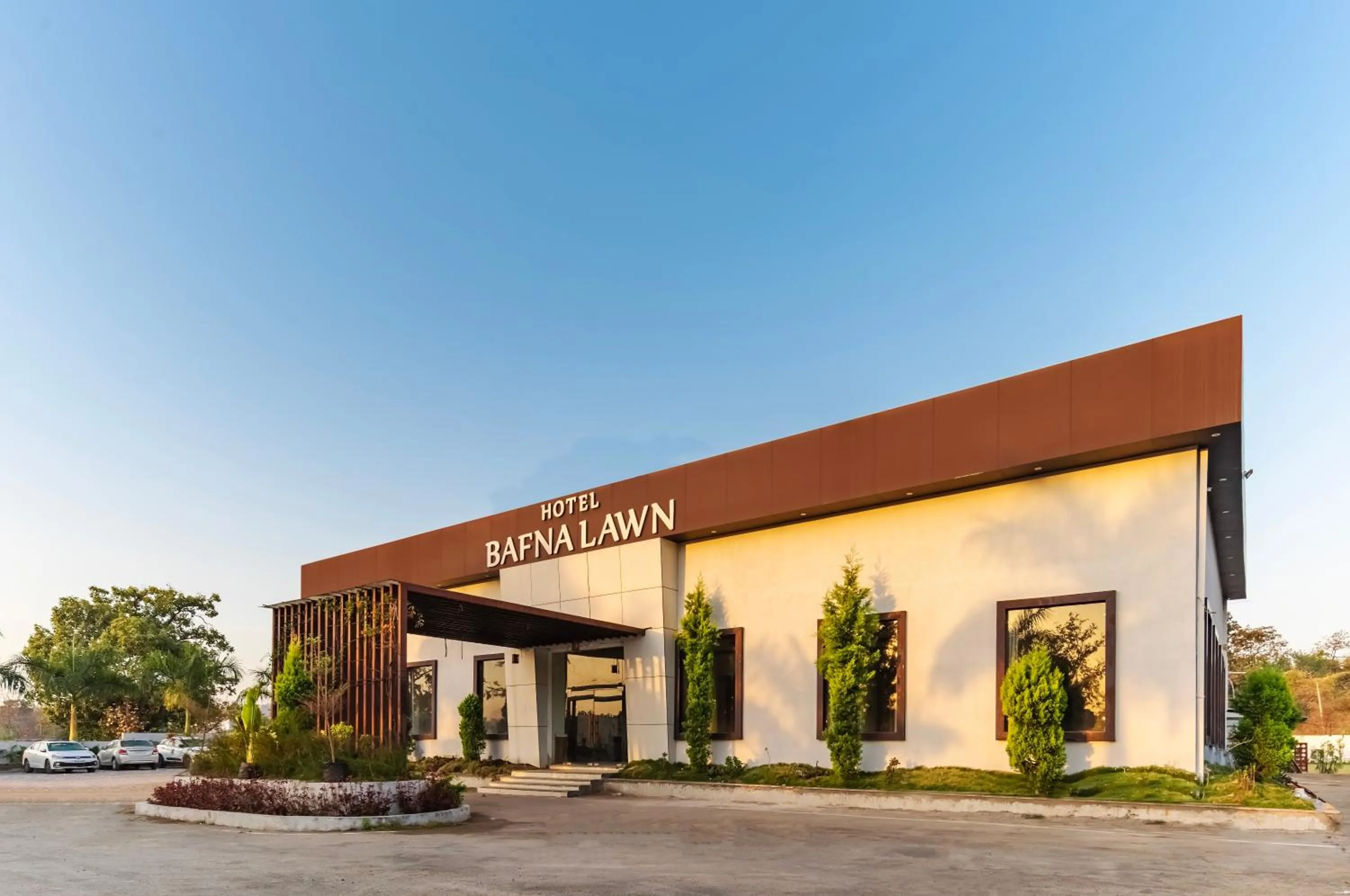 Meeting/conference room in Hotel Bafna Lawn