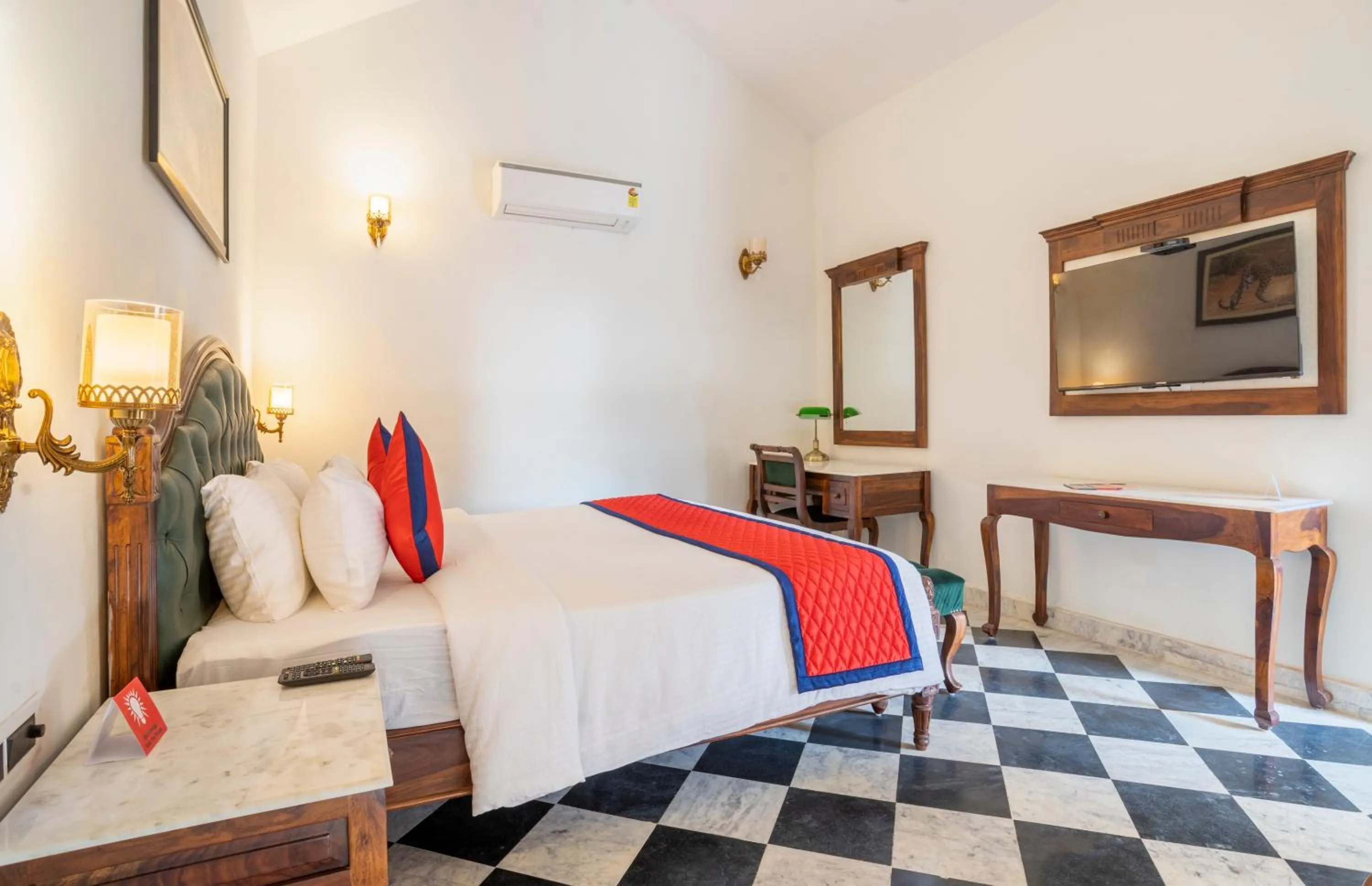 TV and multimedia, Bed in Spree Resort Sariska