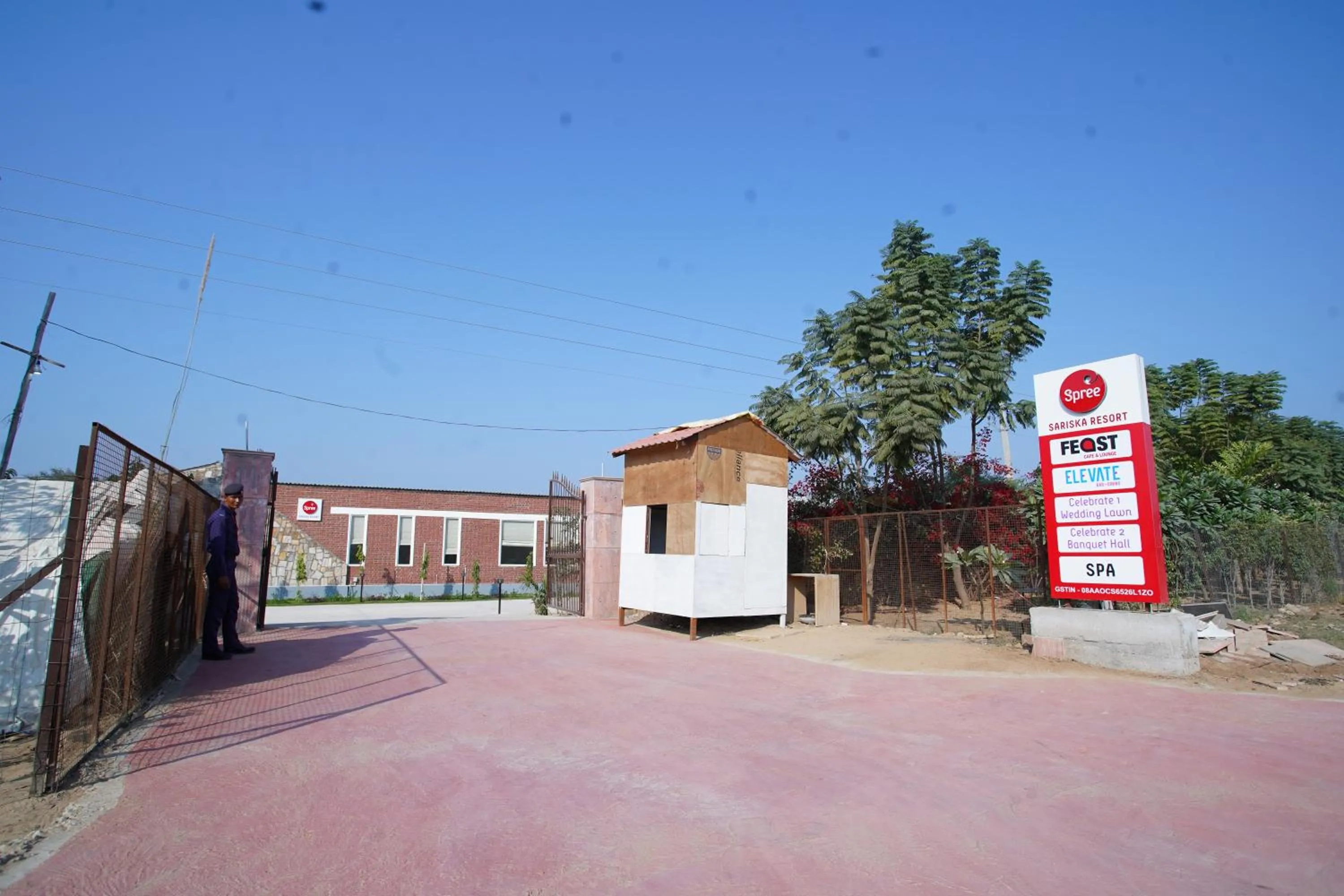 Facade/entrance in Spree Resort Sariska