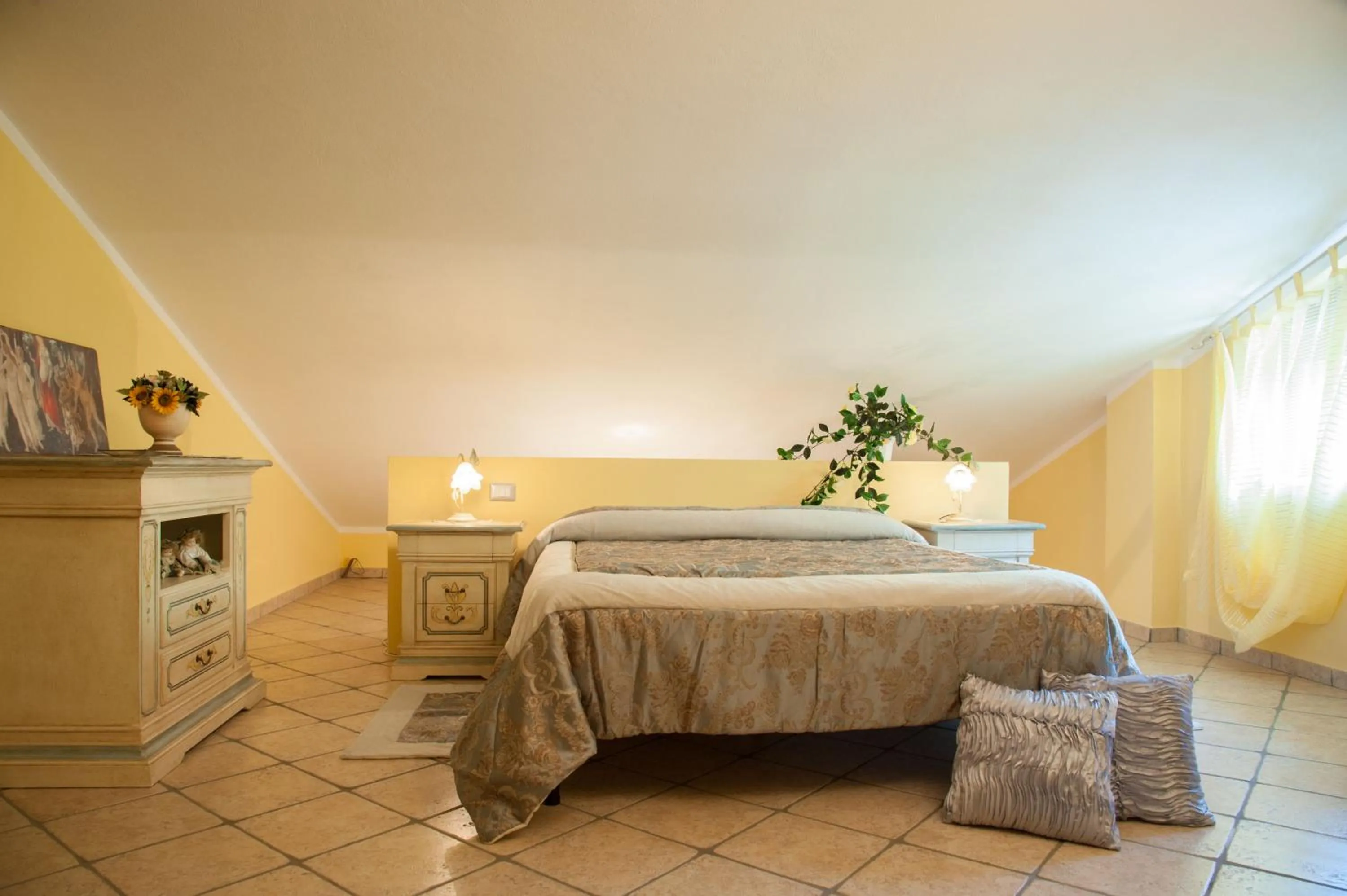 Bedroom, Bed in Villa Bernadette
