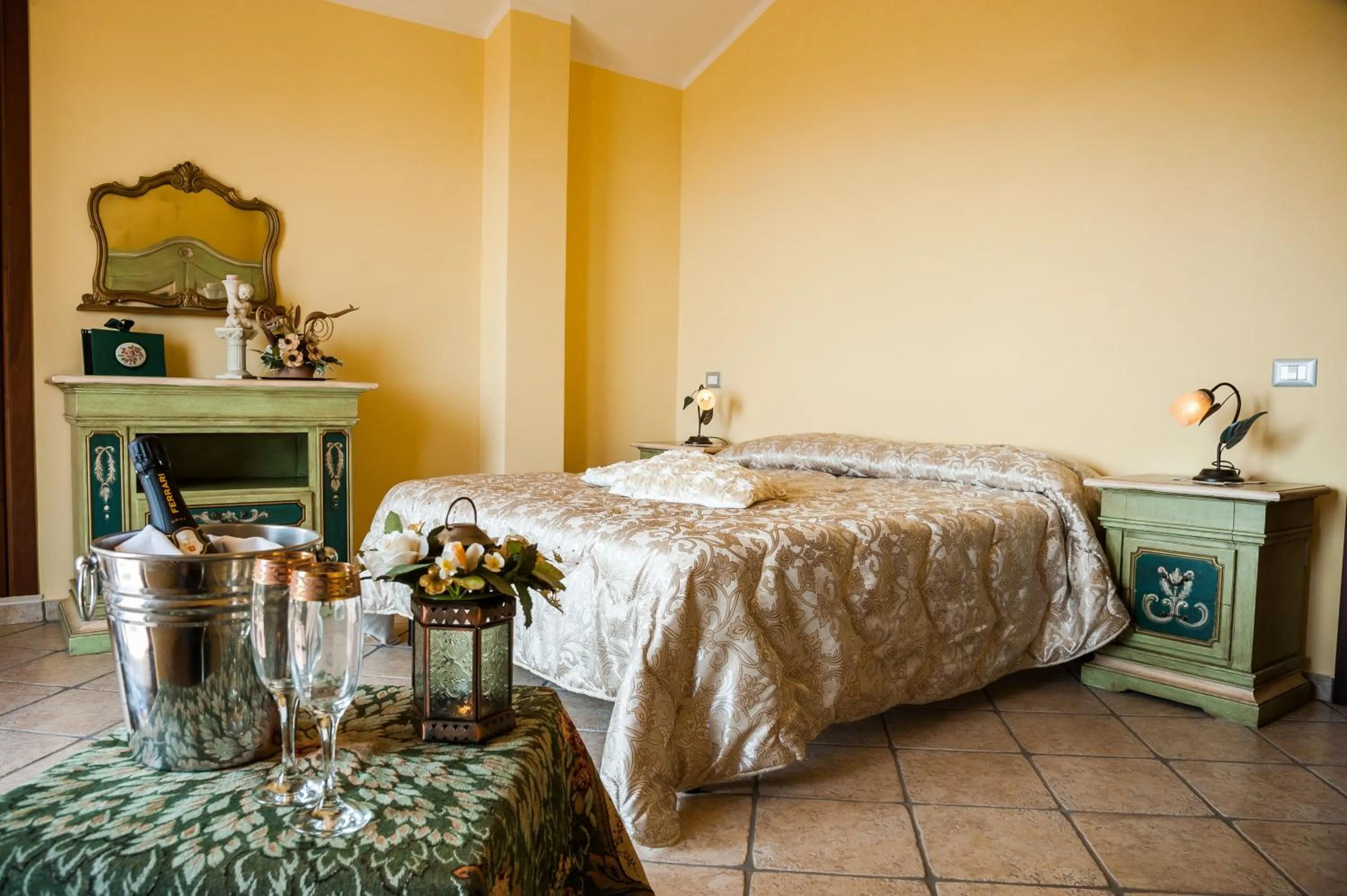 Bedroom, Bed in Villa Bernadette