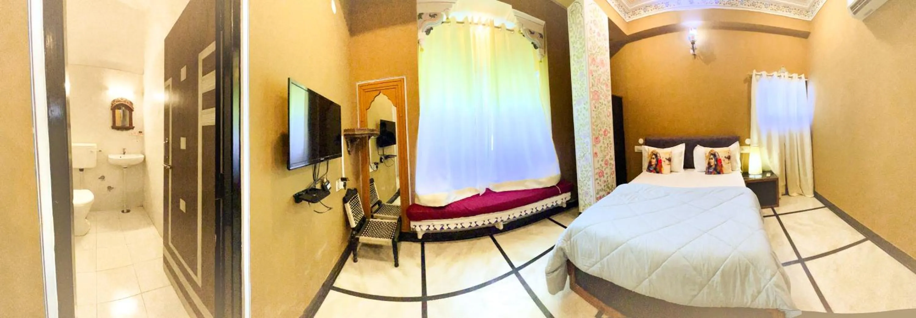 Bed in Mild Life Hostel Udaipur