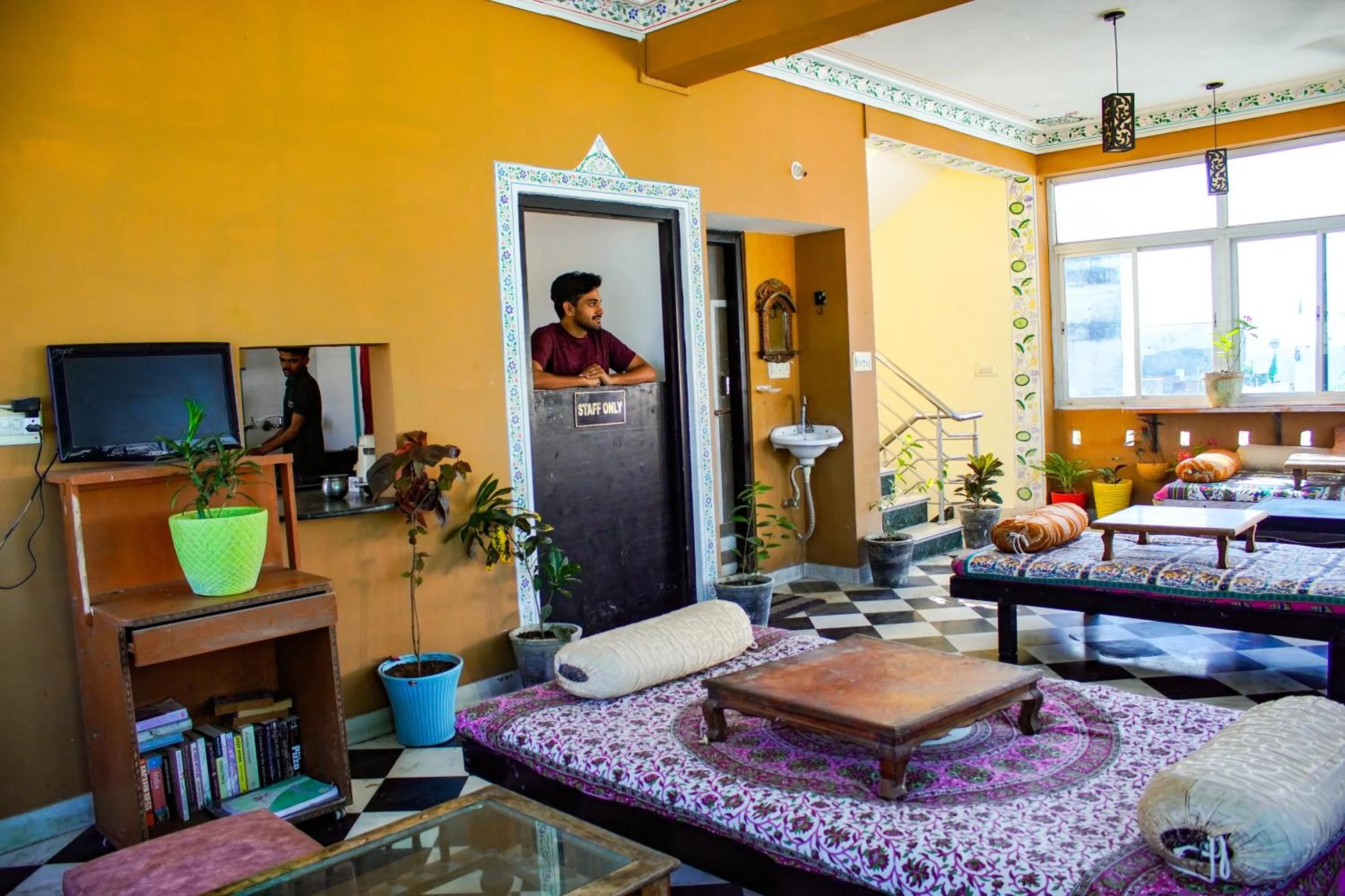 Living room in Mild Life Hostel Udaipur