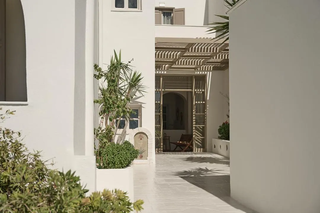 Facade/entrance in Utopia Hotel