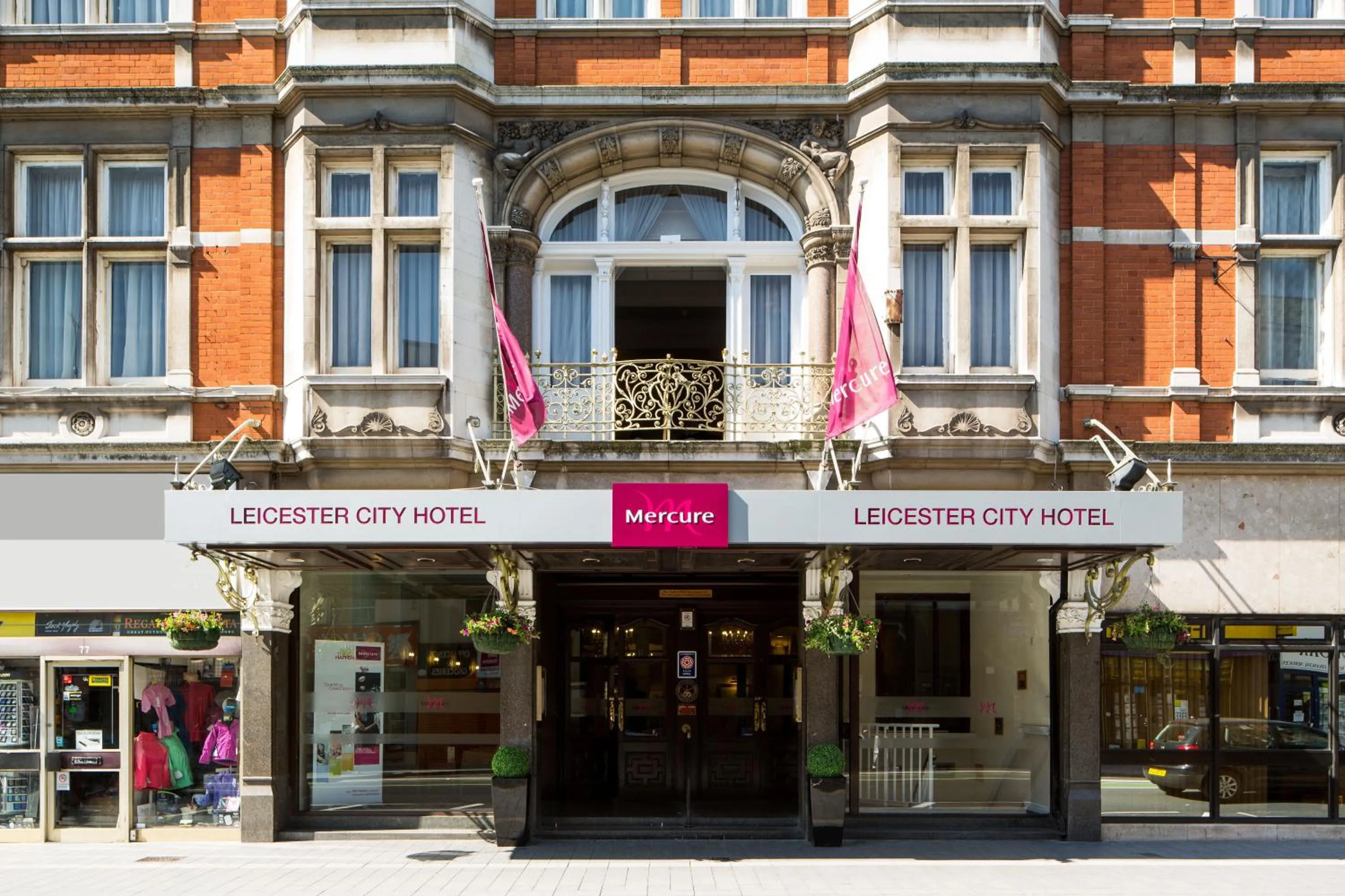 Facade/entrance, Property Building in Mercure Leicester The Grand Hotel