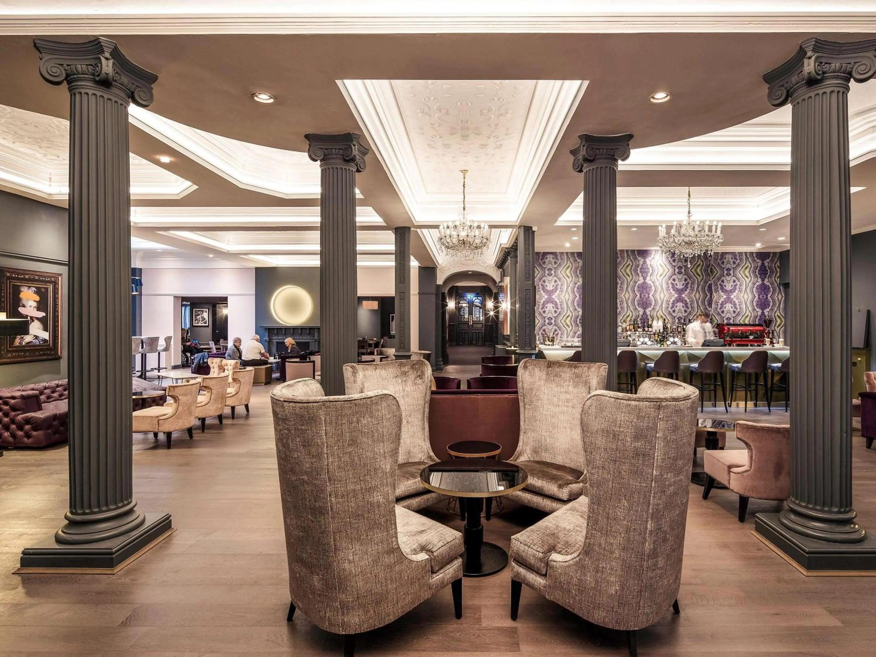 Lounge or bar in Mercure Leicester The Grand Hotel