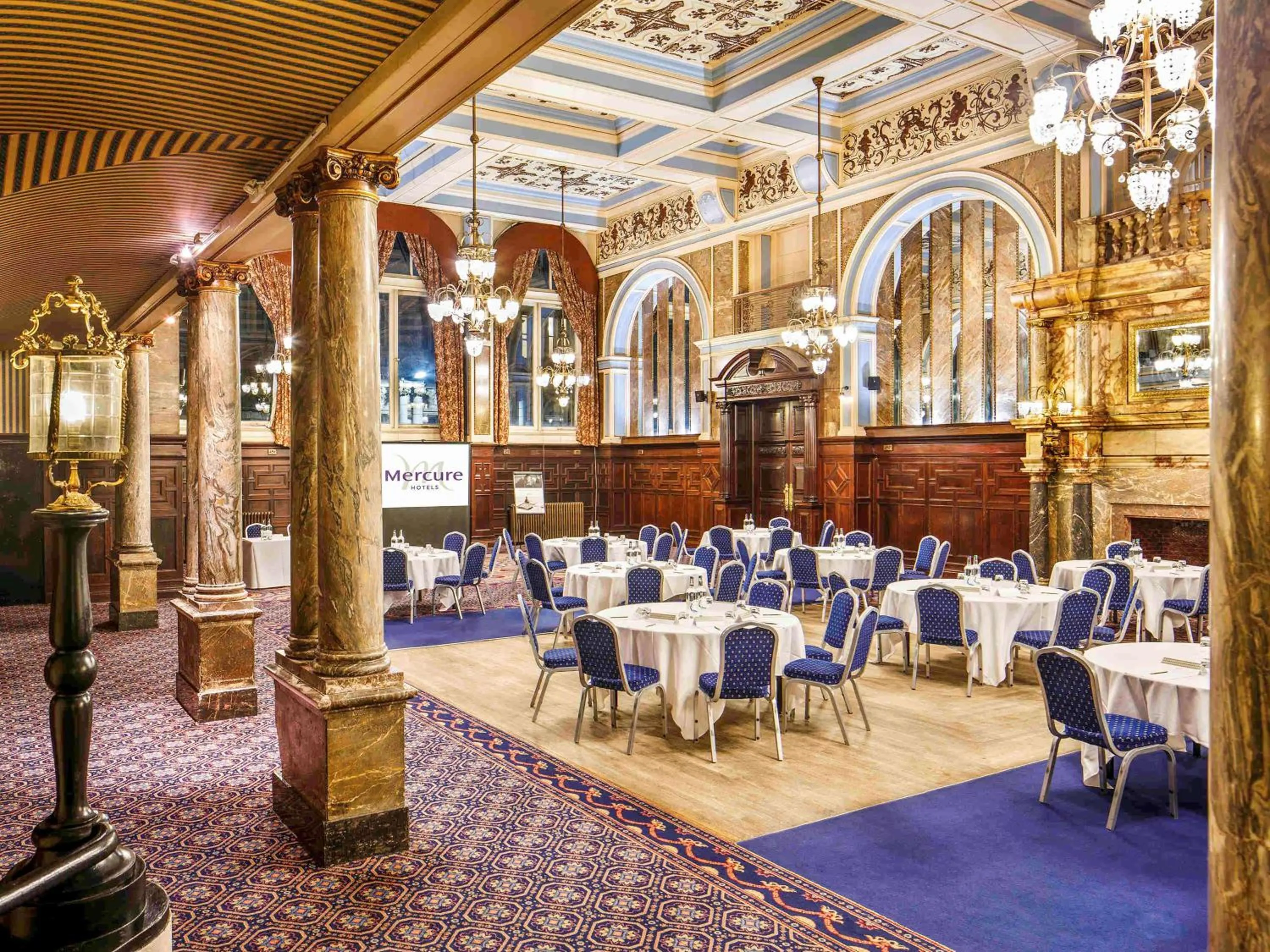 On site, Restaurant/Places to Eat in Mercure Leicester The Grand Hotel