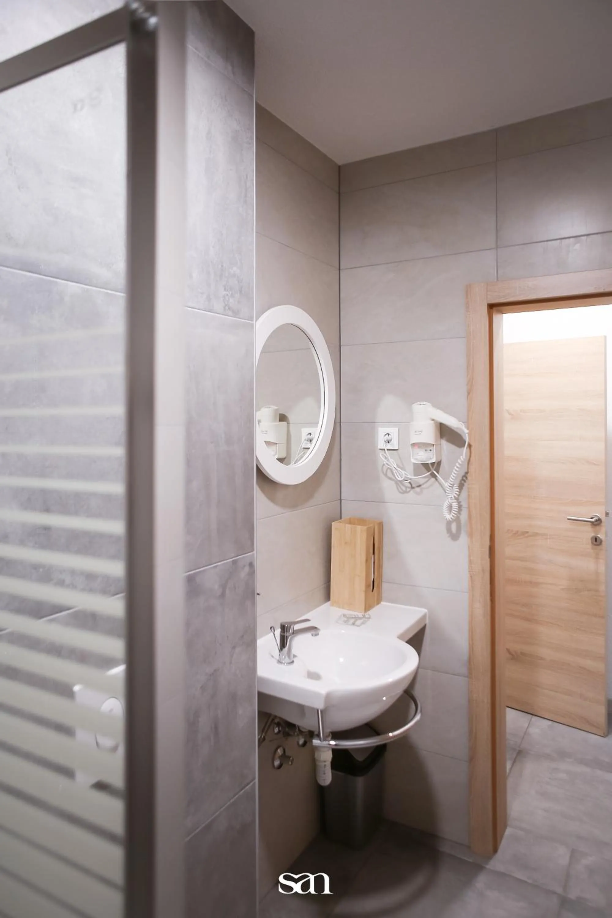Shower in Hotel San Međugorje