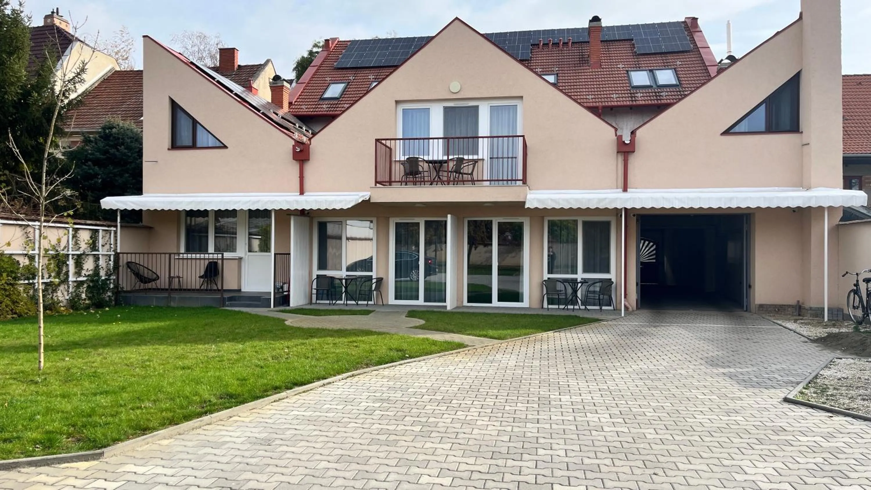 Property building in Rezidex Apartmanház