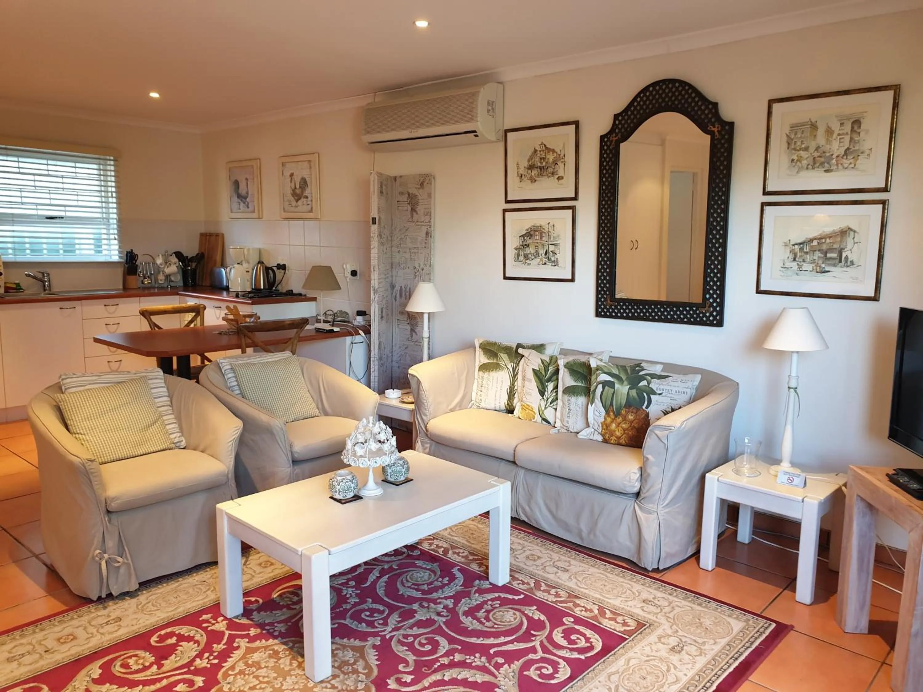 Seating area in Roosboom Guest Apartments