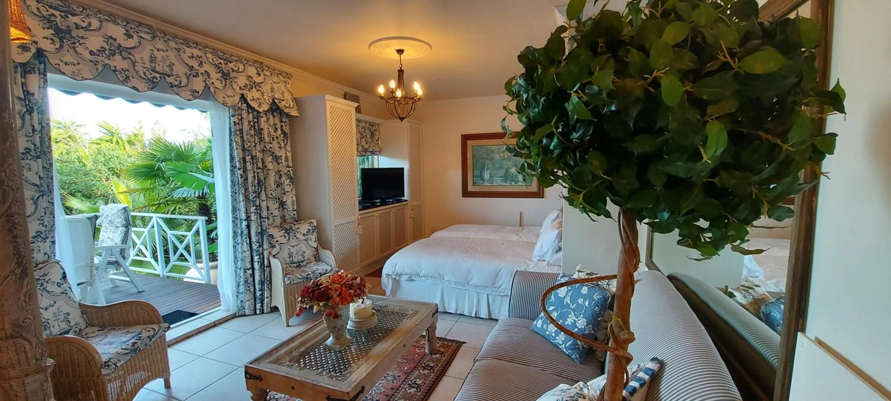 Living room, Bed in Roosboom Guest Apartments