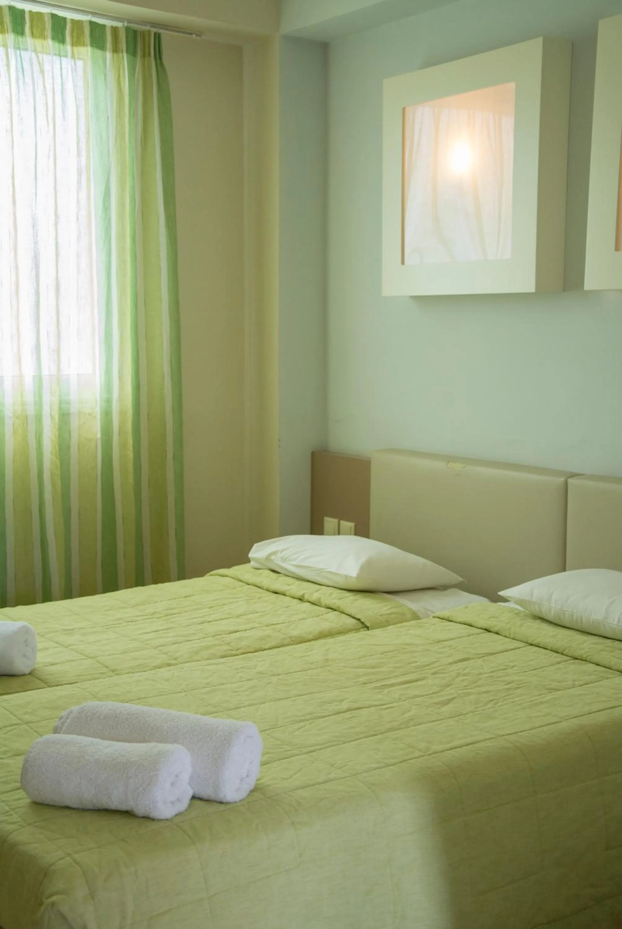 Photo of the whole room, Bed in Sovereign Beach Hotel