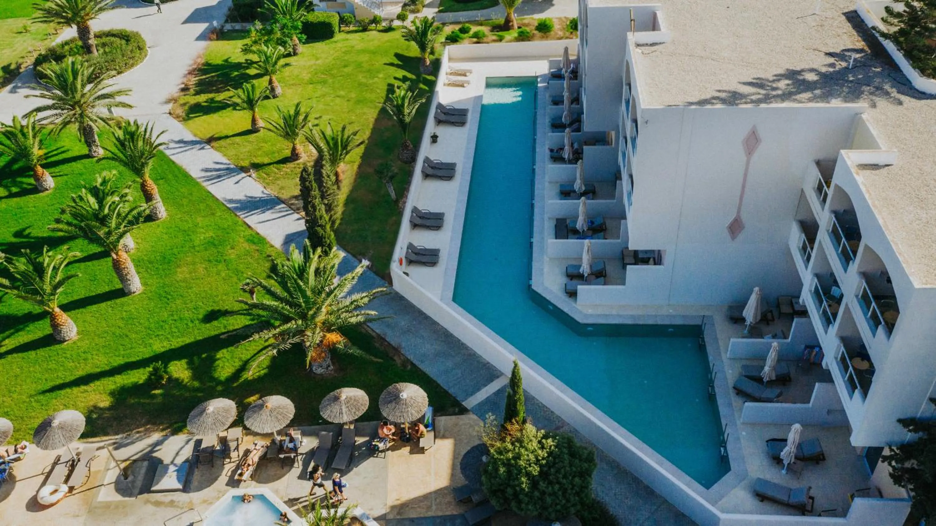 Property building in Sovereign Beach Hotel