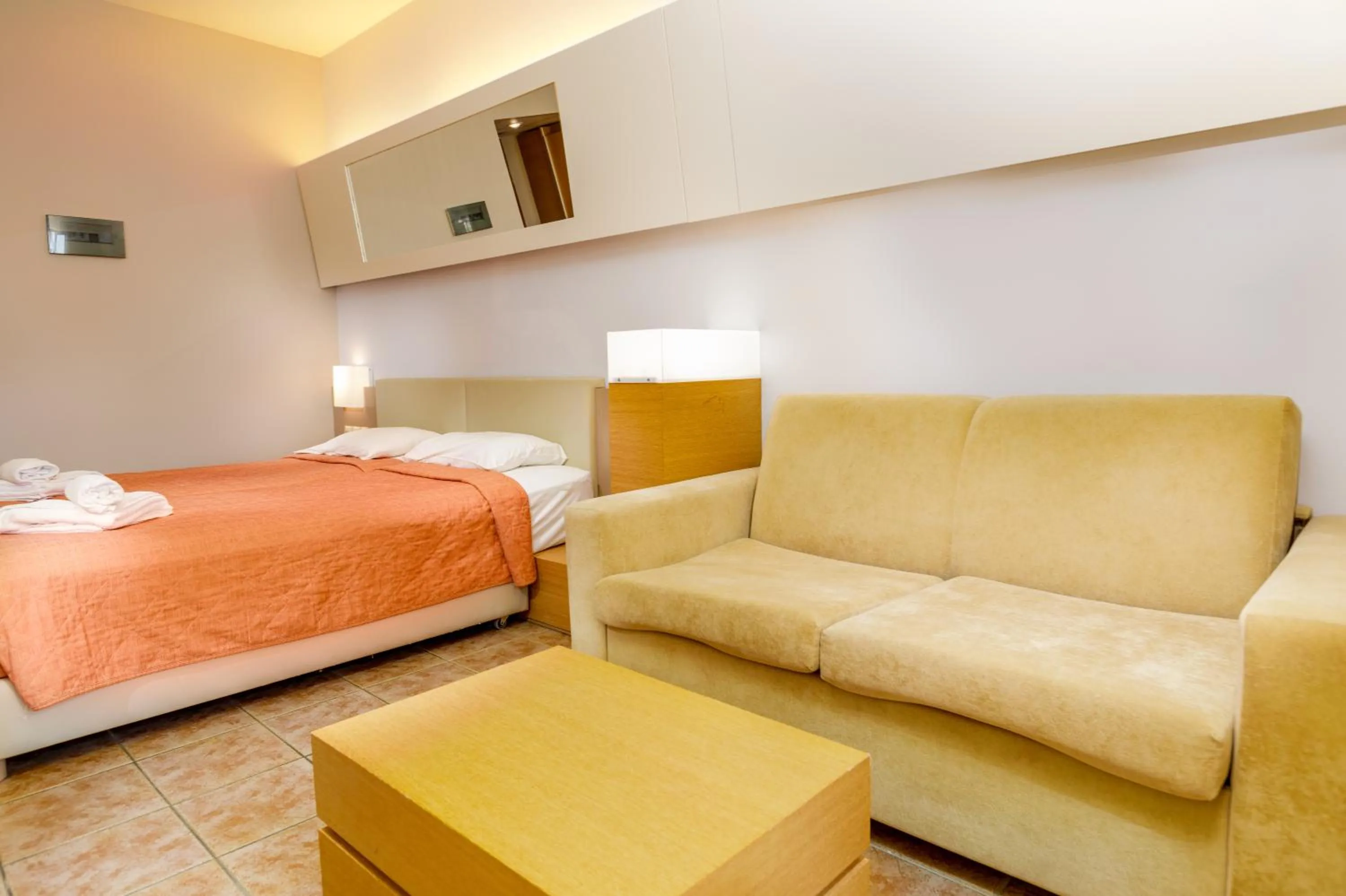 Photo of the whole room, Bed in Sovereign Beach Hotel