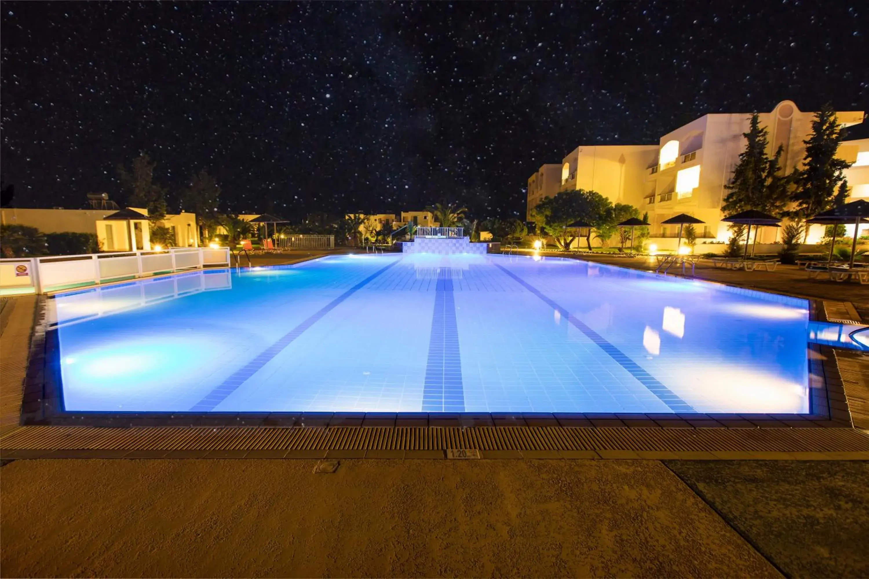 Property building in Sovereign Beach Hotel Property building in Sovereign Beach Hotel