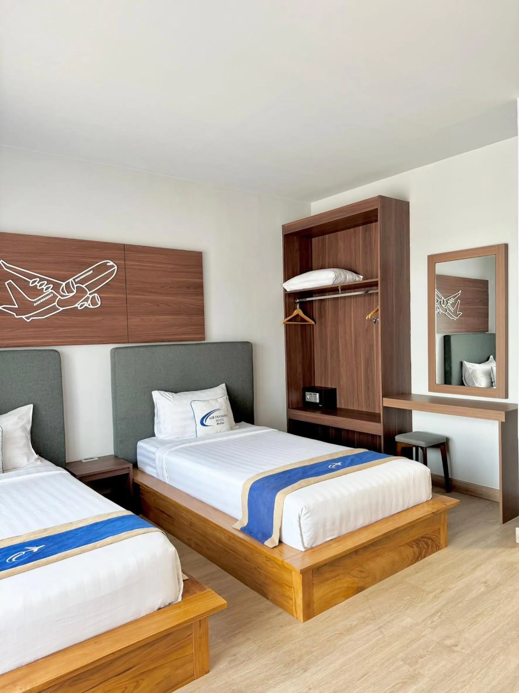 Photo of the whole room, Bed in Air Diamond Hotel