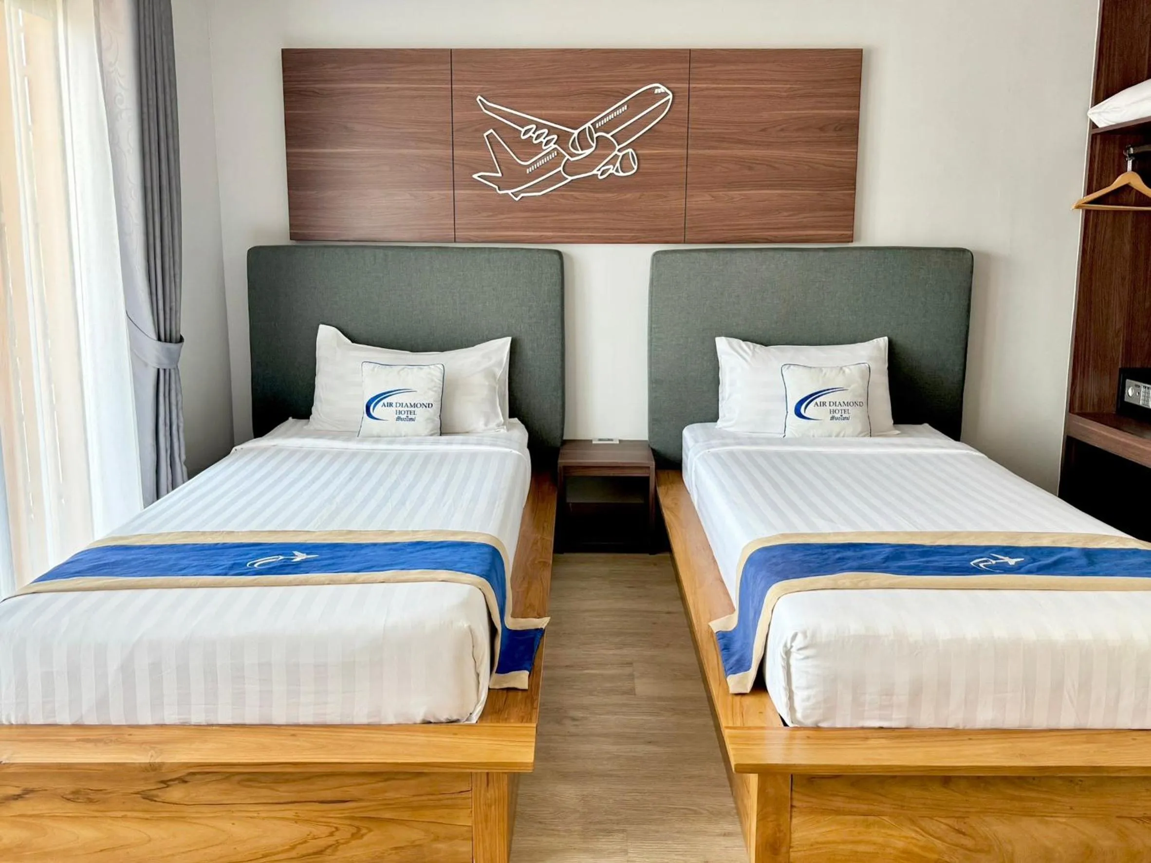 Bedroom, Bed in Air Diamond Hotel