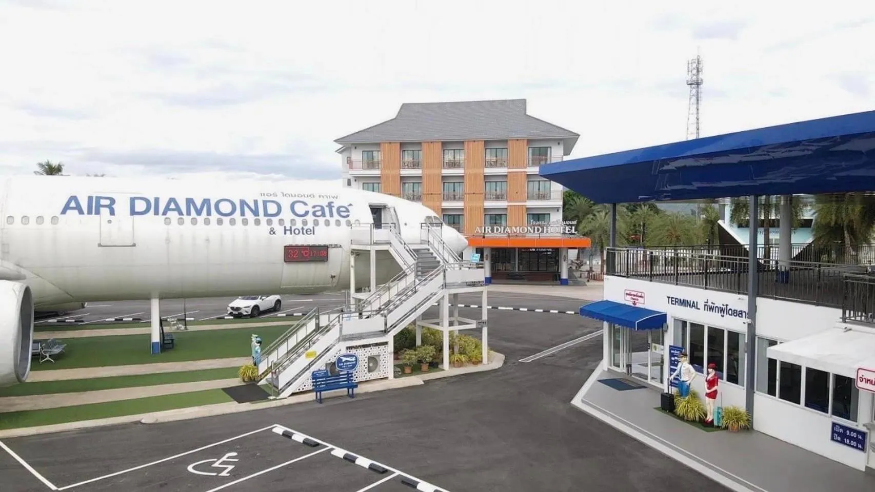 Property building in Air Diamond Hotel