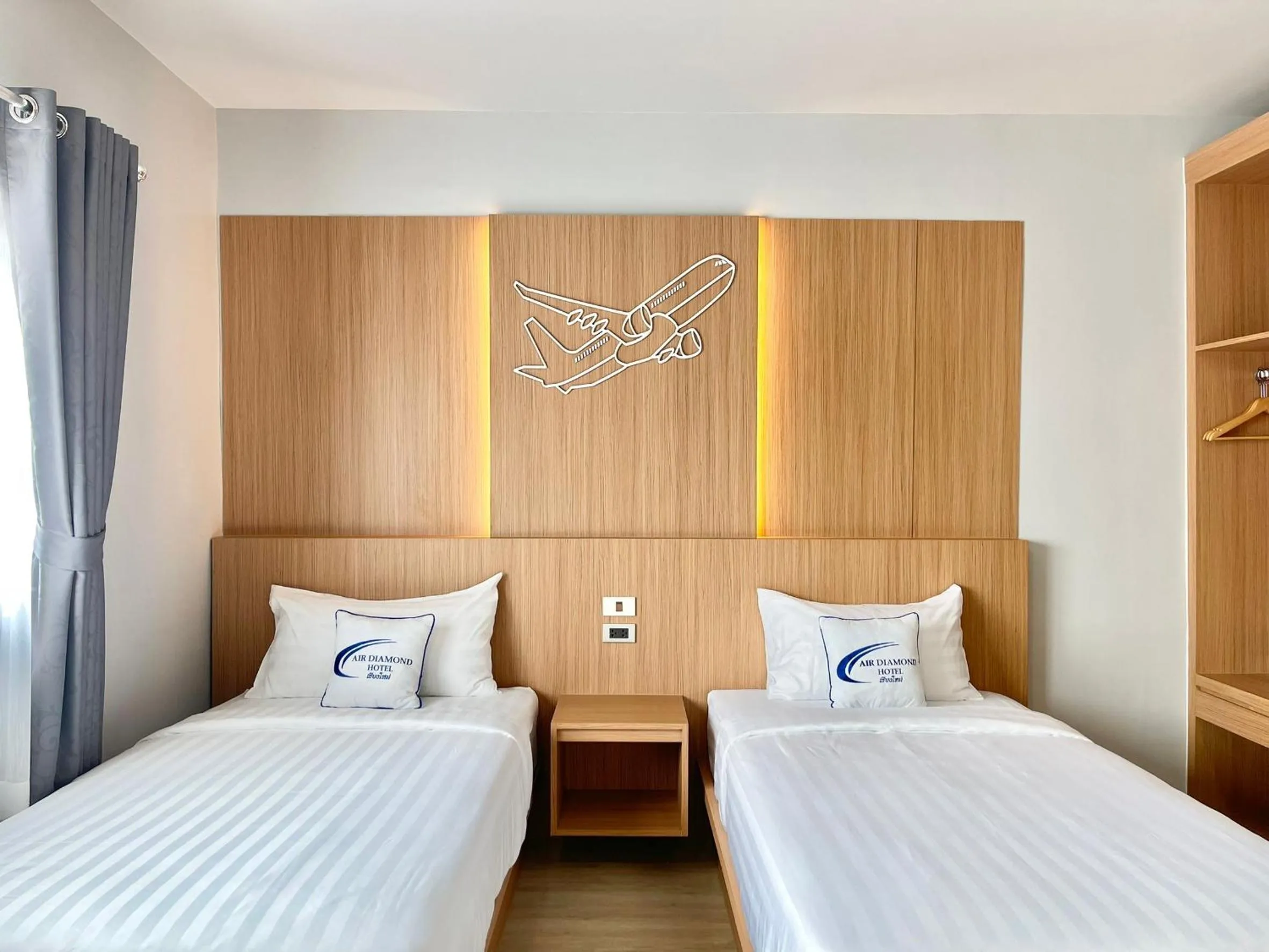 Bedroom, Bed in Air Diamond Hotel